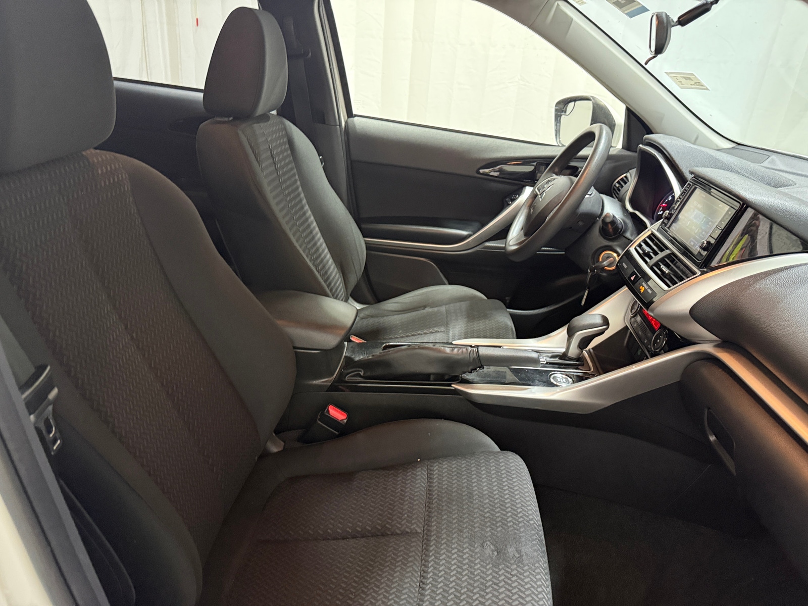 Thumbnail: 2020 Mitsubishi Eclipse Cross - 2