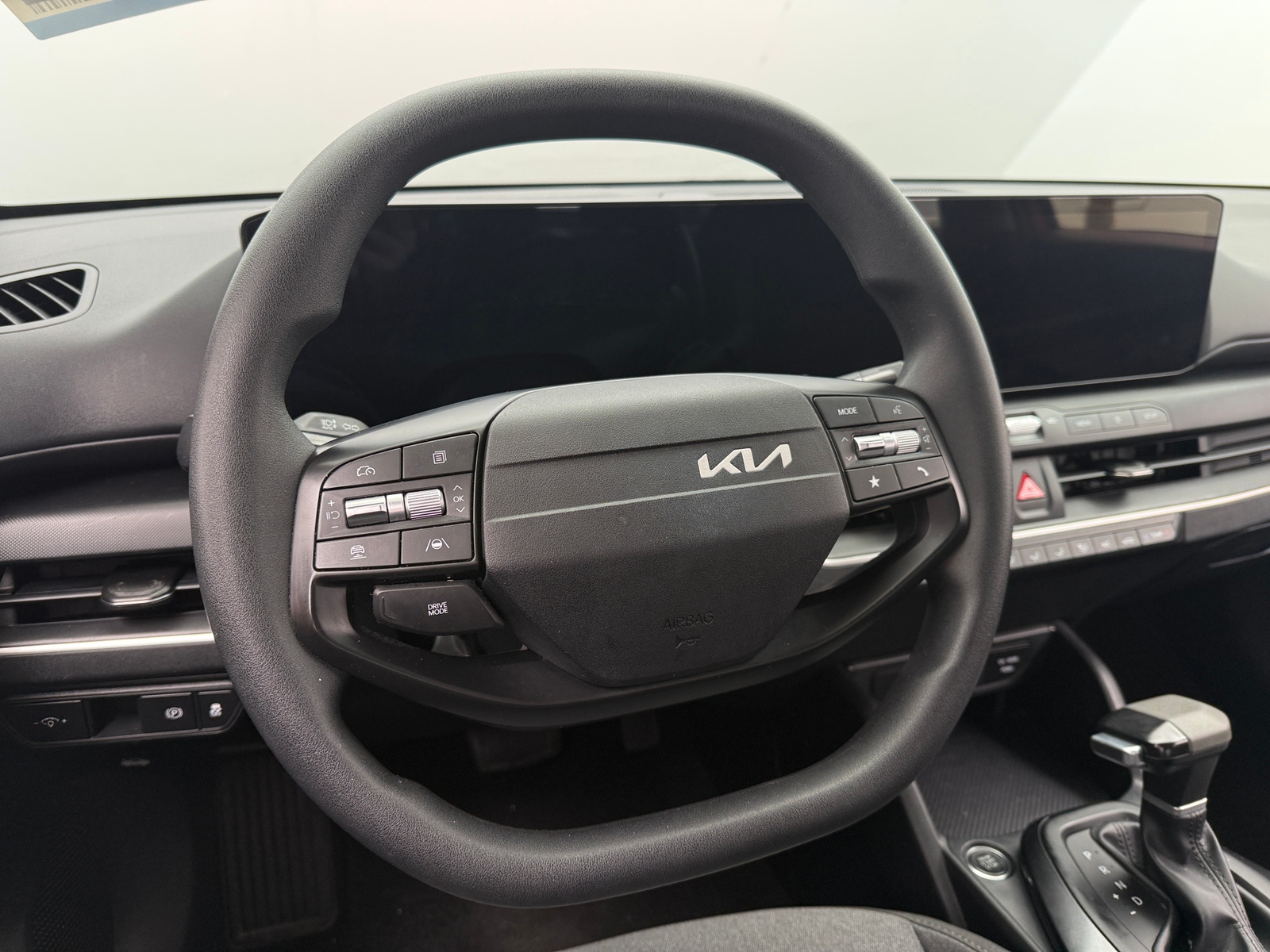 Thumbnail: 2025 Kia K4 - 5