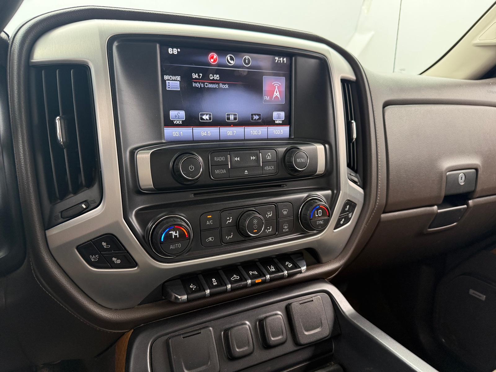 Thumbnail: 2015 GMC Sierra 1500 - 3