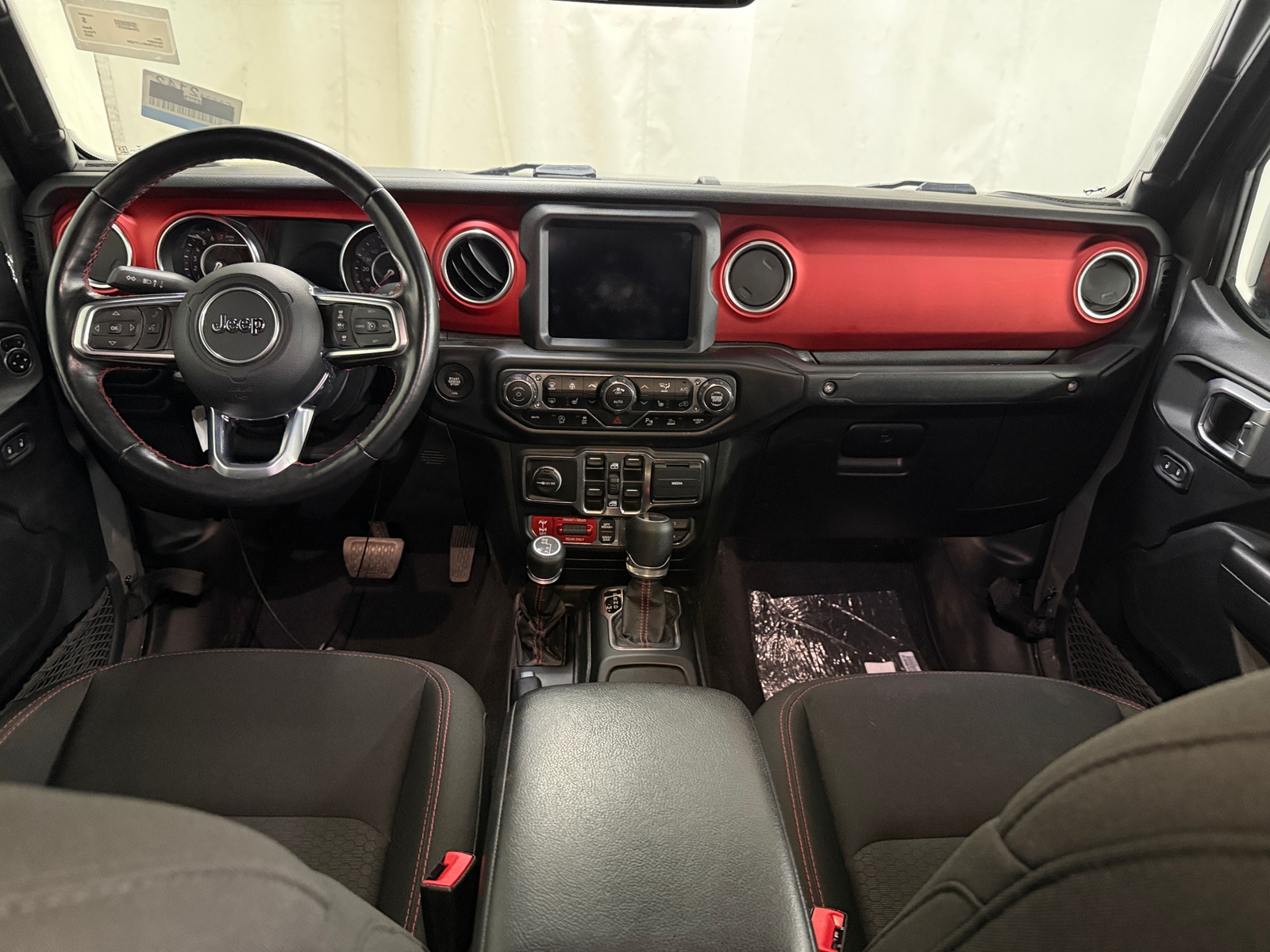 Thumbnail: 2020 Jeep Gladiator - 3