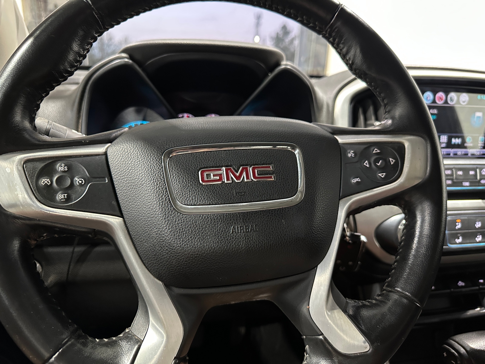 Thumbnail: 2017 GMC Canyon - 4