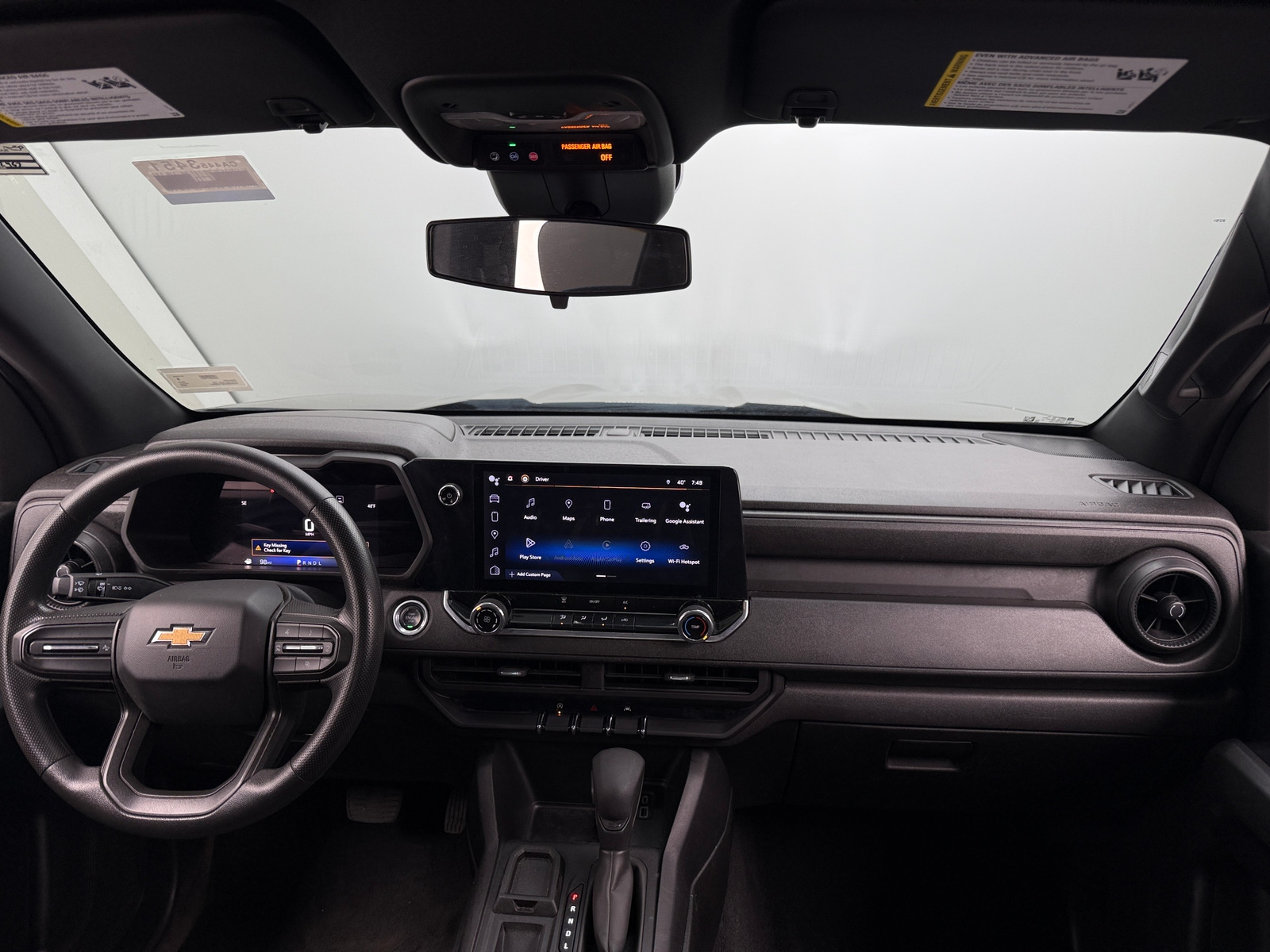 Thumbnail: 2023 Chevrolet Colorado - 3