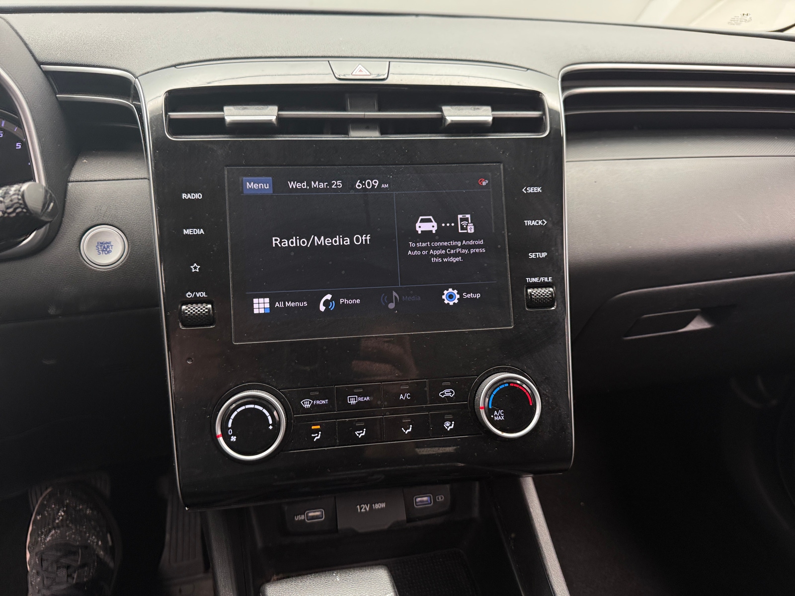 Thumbnail: 2022 Hyundai Tucson - 4