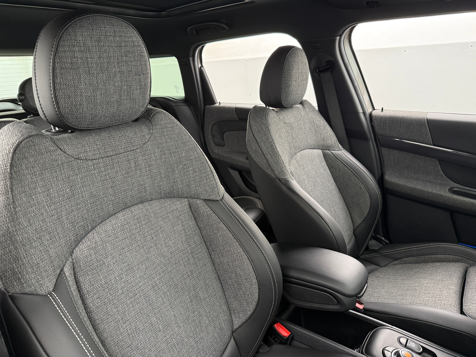 Thumbnail: 2020 MINI Cooper Countryman - 2