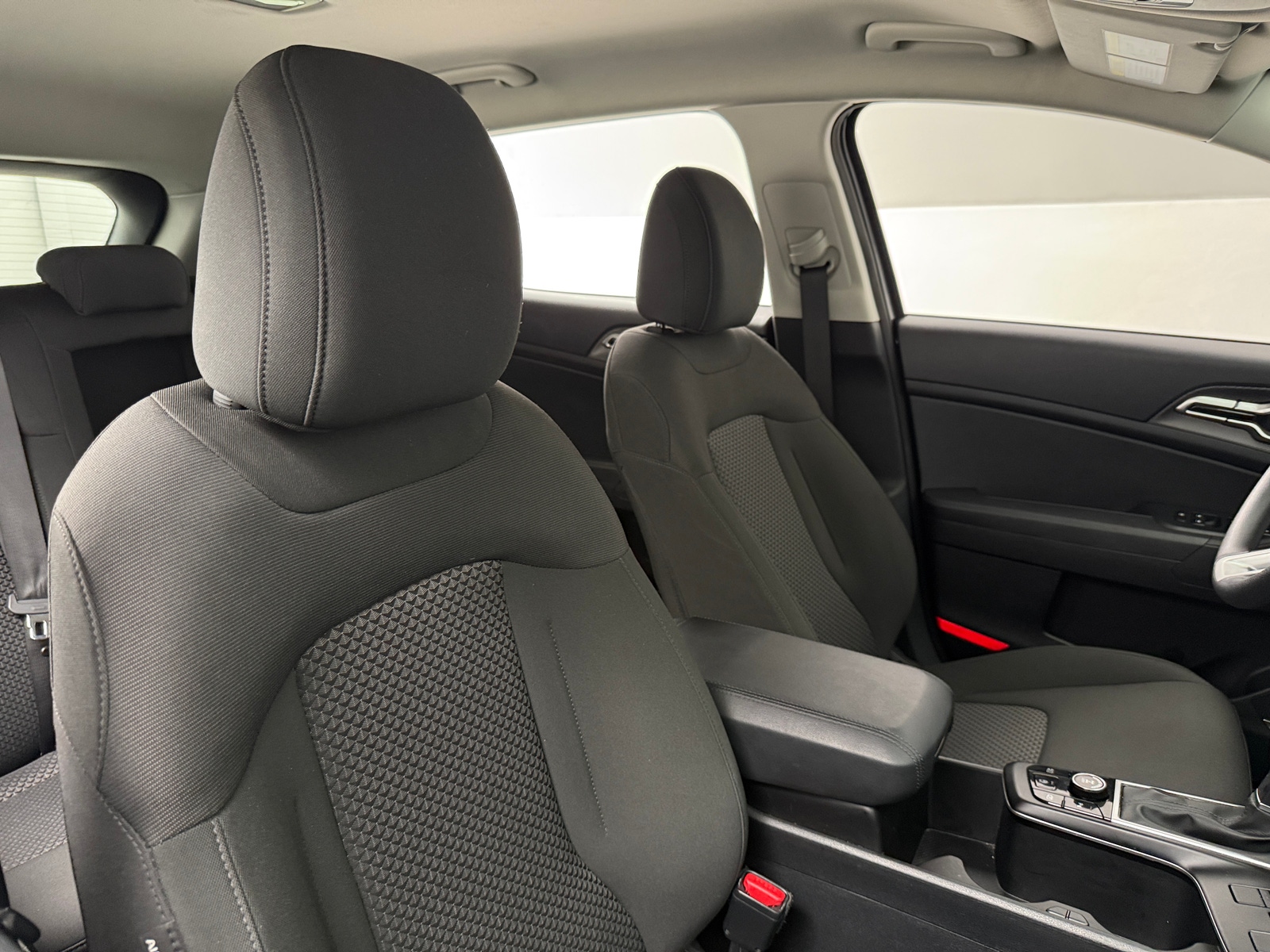 Thumbnail: 2025 Kia Sportage - 2