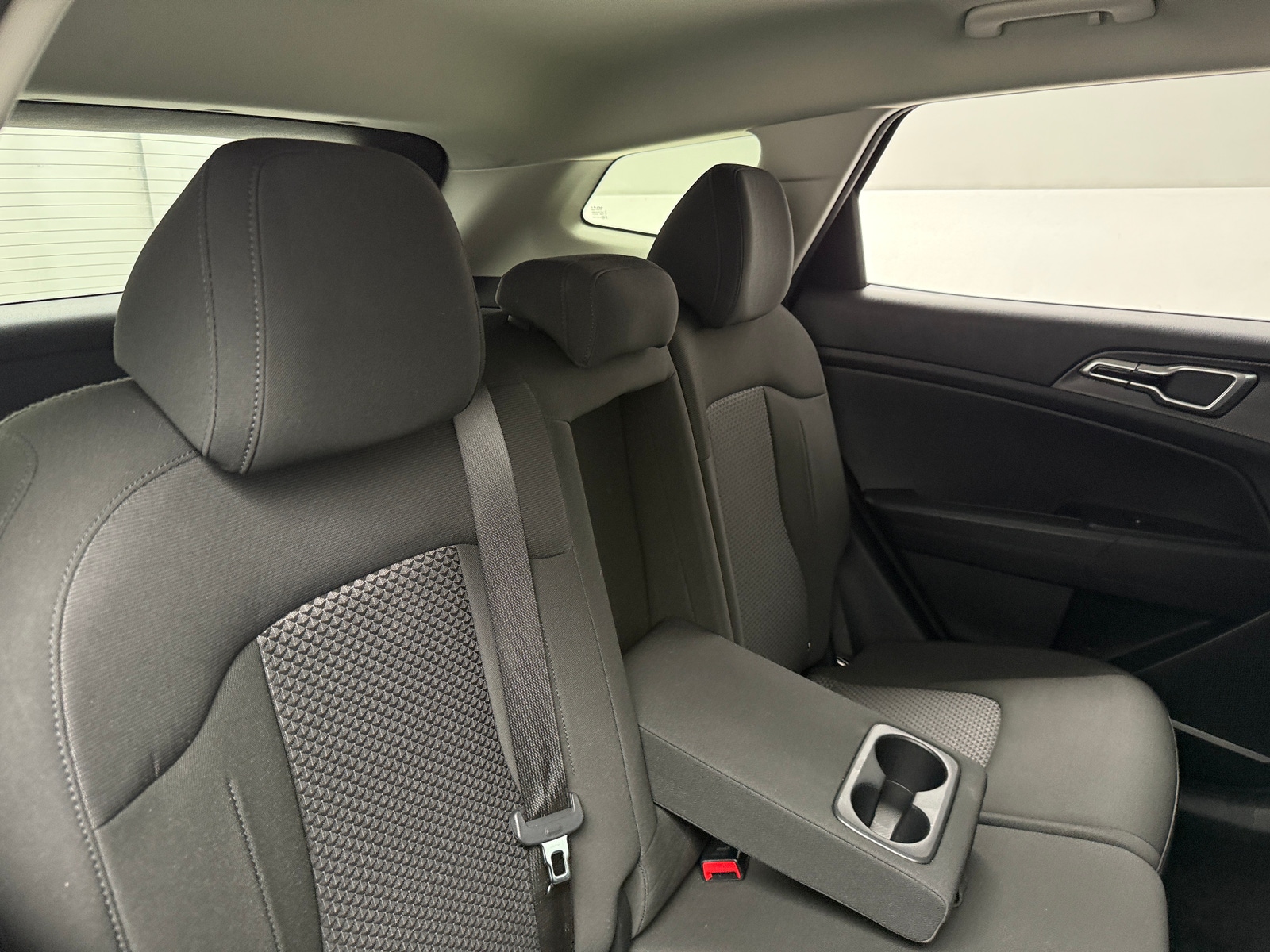 Thumbnail: 2025 Kia Sportage - 6