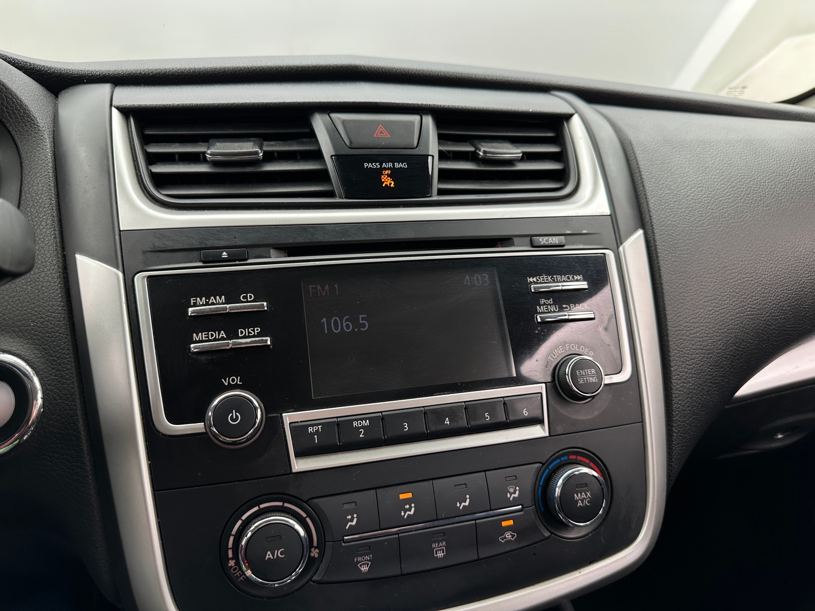 Thumbnail: 2018 Nissan Altima - 4