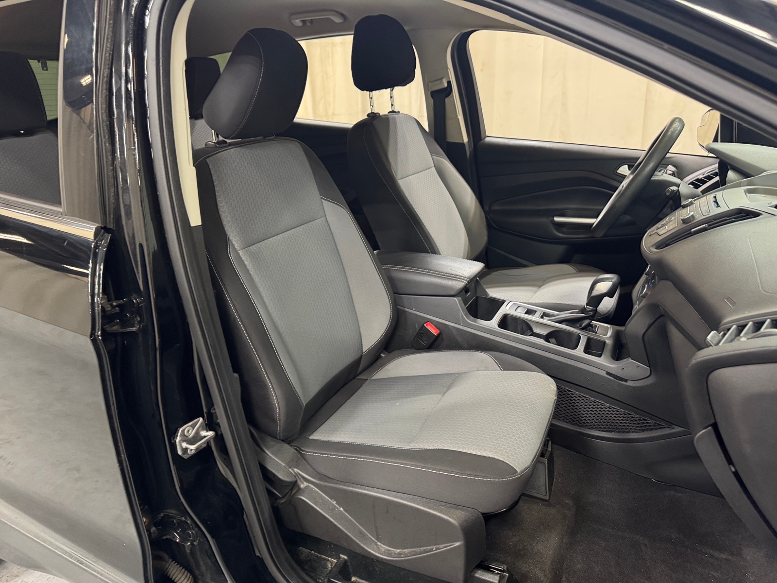 Thumbnail: 2018 Ford Escape - 2