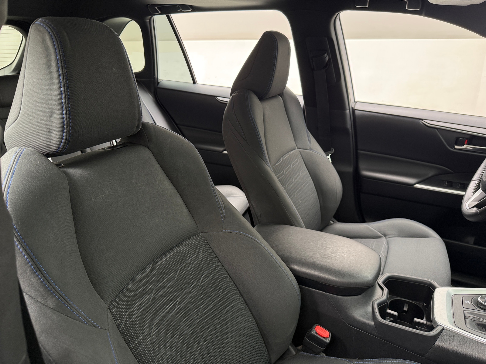 Thumbnail: 2022 Toyota RAV4 - 2