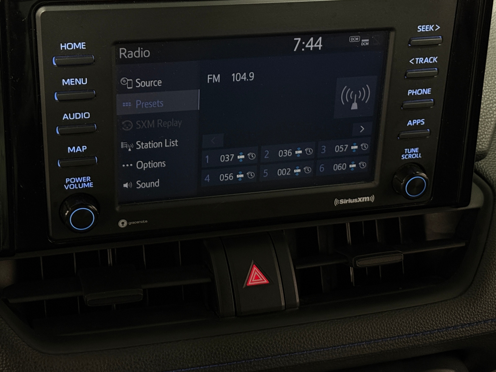 Thumbnail: 2022 Toyota RAV4 - 4