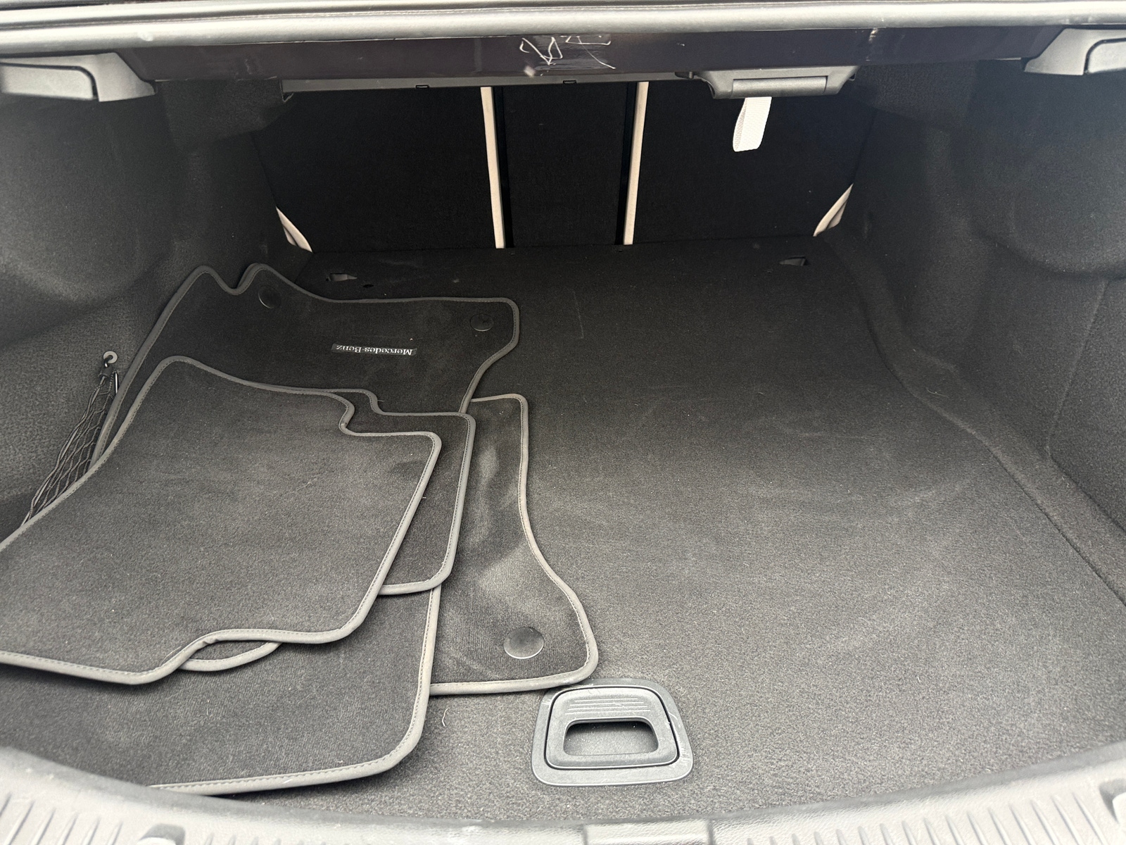 Thumbnail: 2022 Mercedes-Benz E-Class - 6