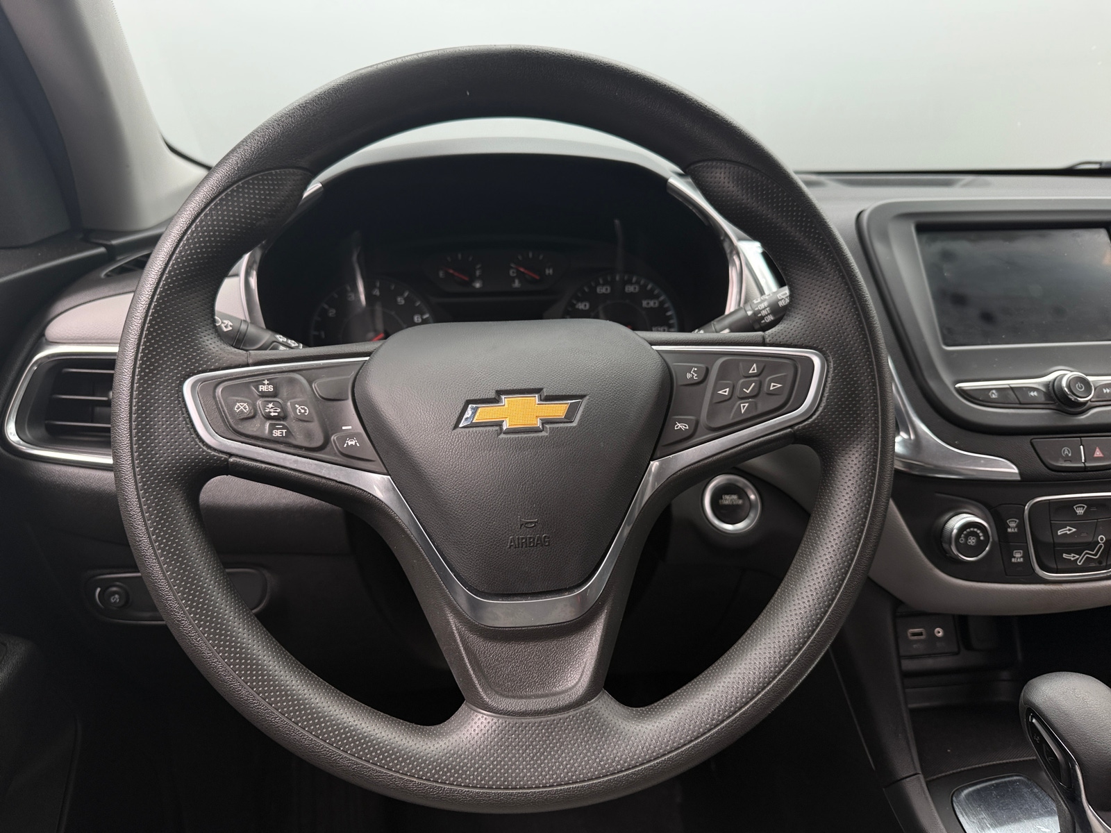 Thumbnail: 2023 Chevrolet Equinox - 5