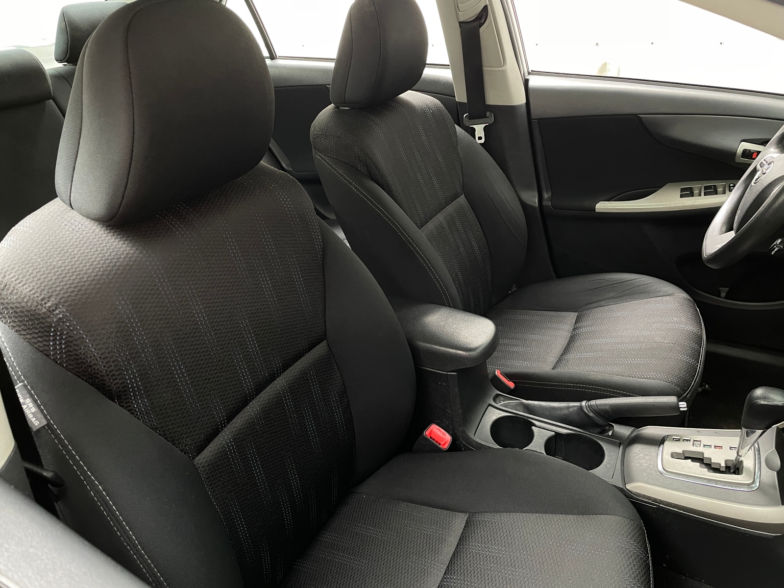 Thumbnail: 2012 Toyota Corolla - 2