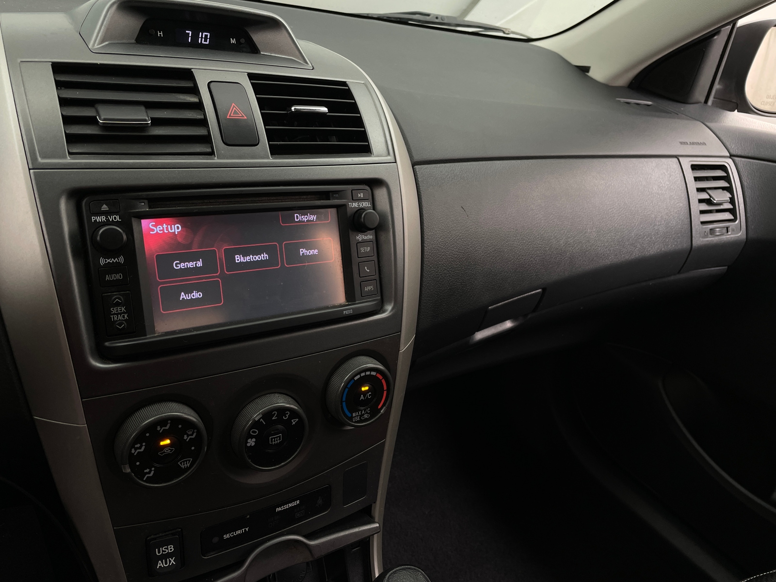 Thumbnail: 2012 Toyota Corolla - 4