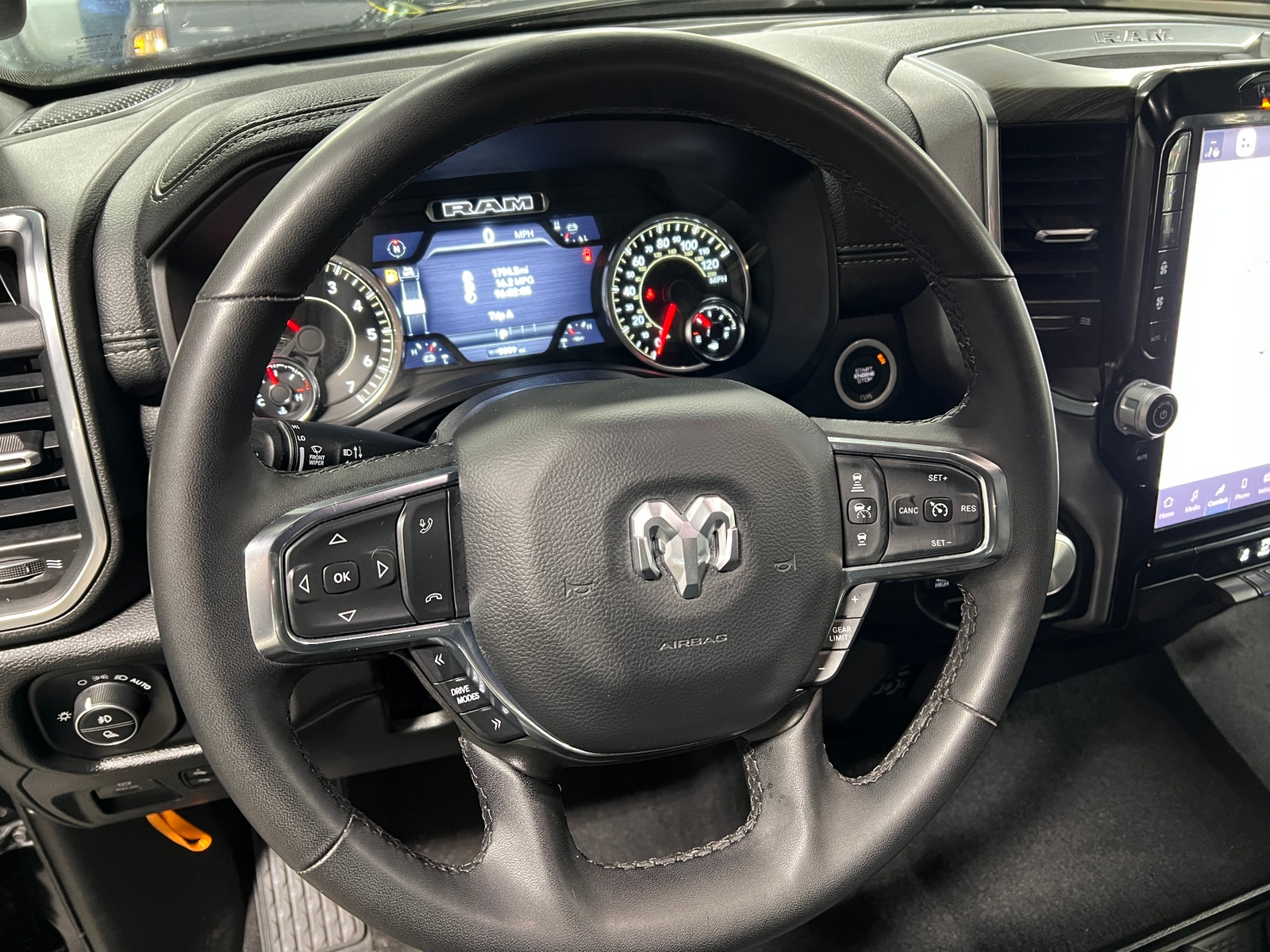 Thumbnail: 2025 RAM 1500 - 4