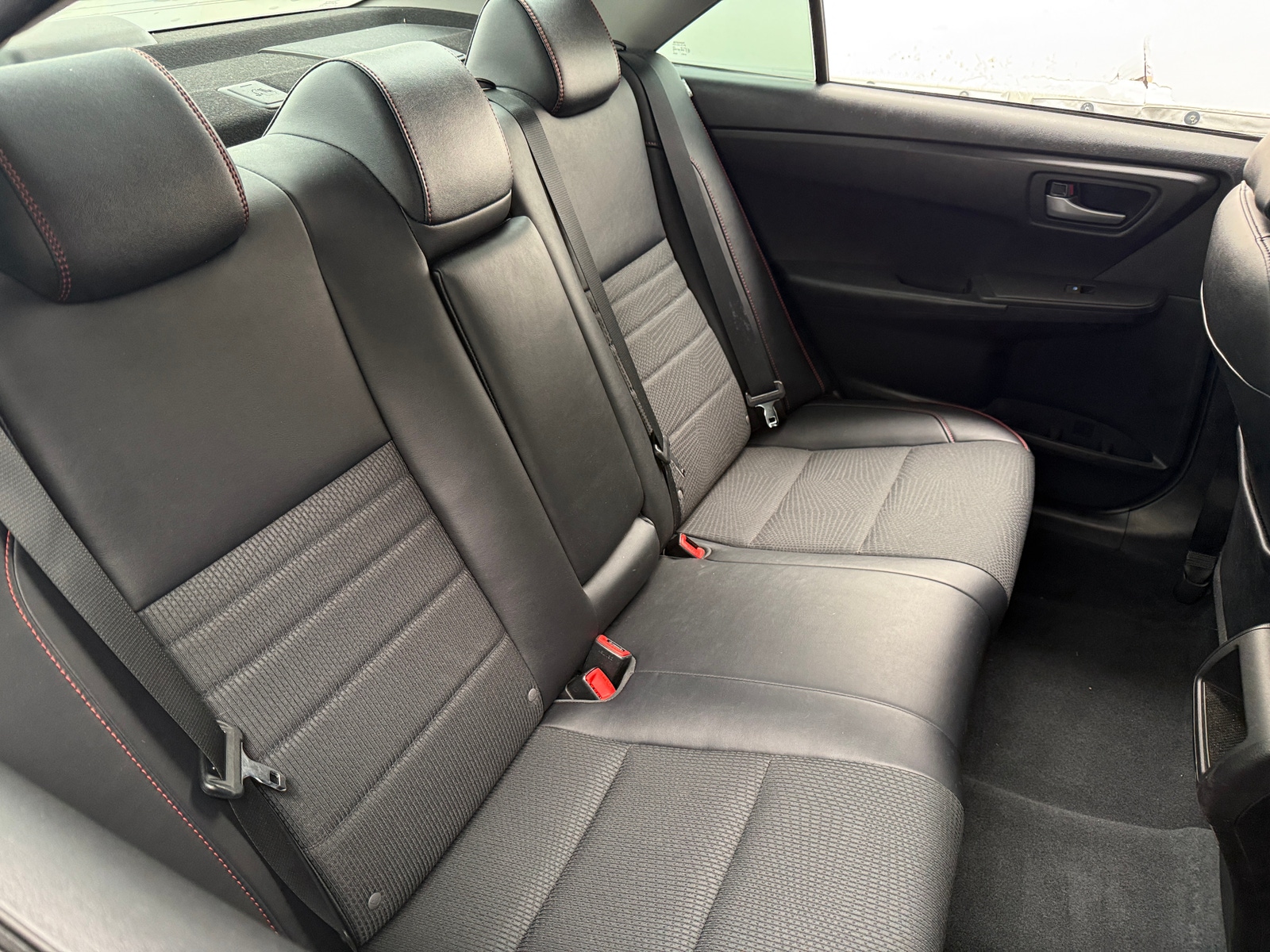 Thumbnail: 2016 Toyota Camry - 6