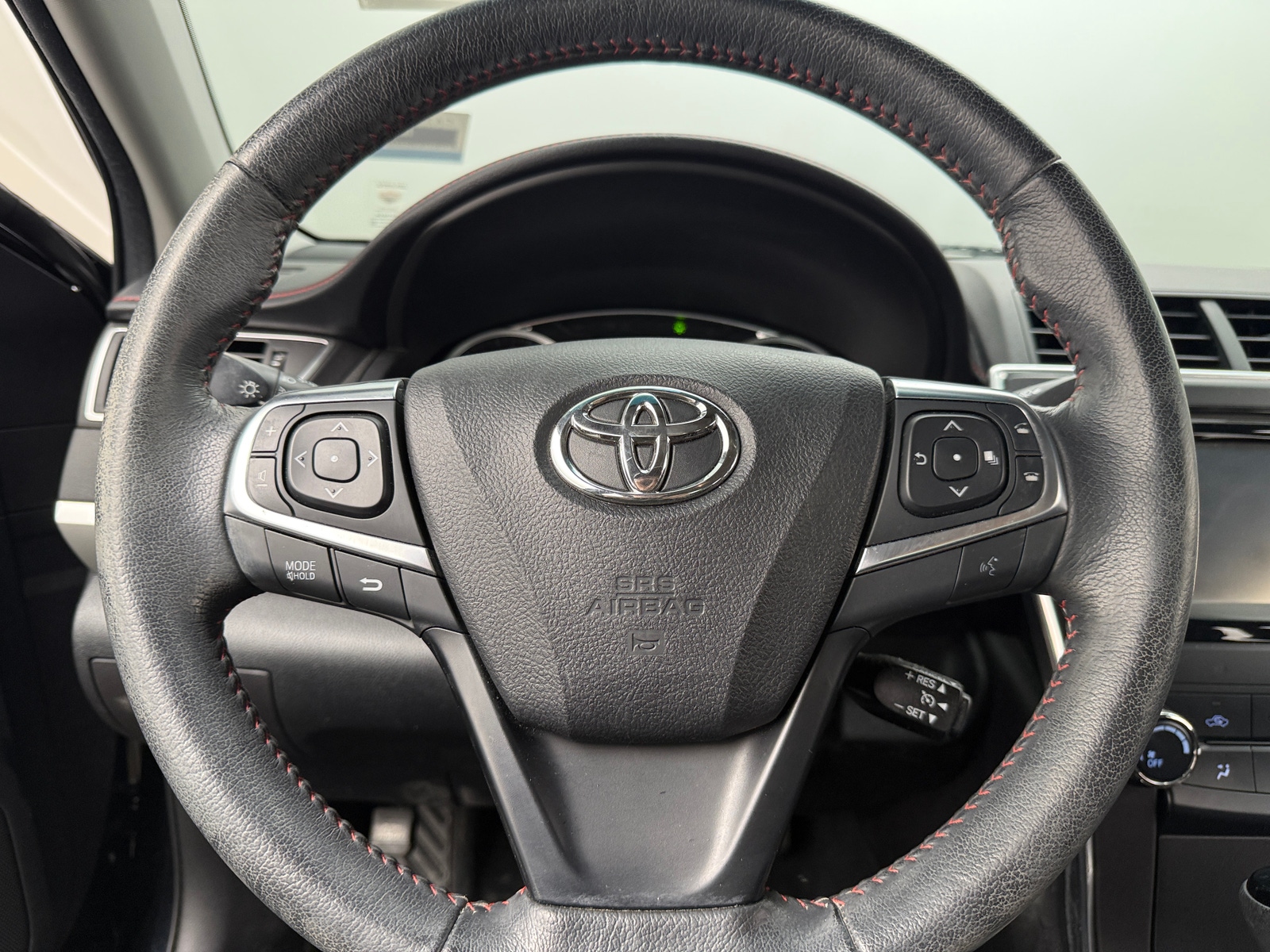 Thumbnail: 2016 Toyota Camry - 5