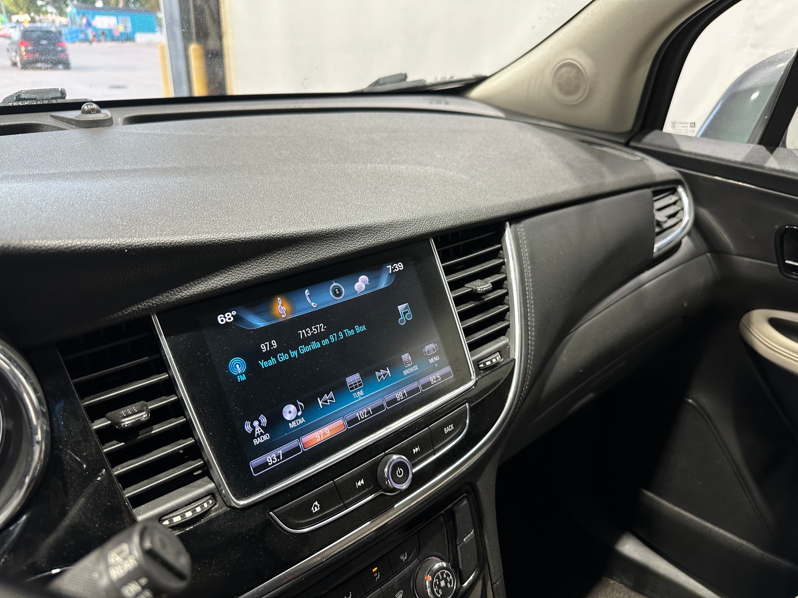 Thumbnail: 2019 Buick Encore - 4