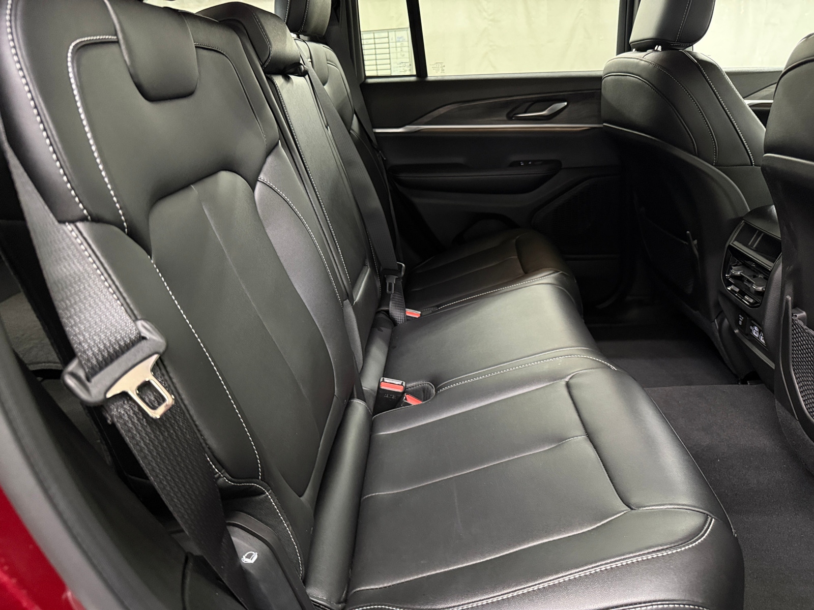 Thumbnail: 2024 Jeep Grand Cherokee - 5