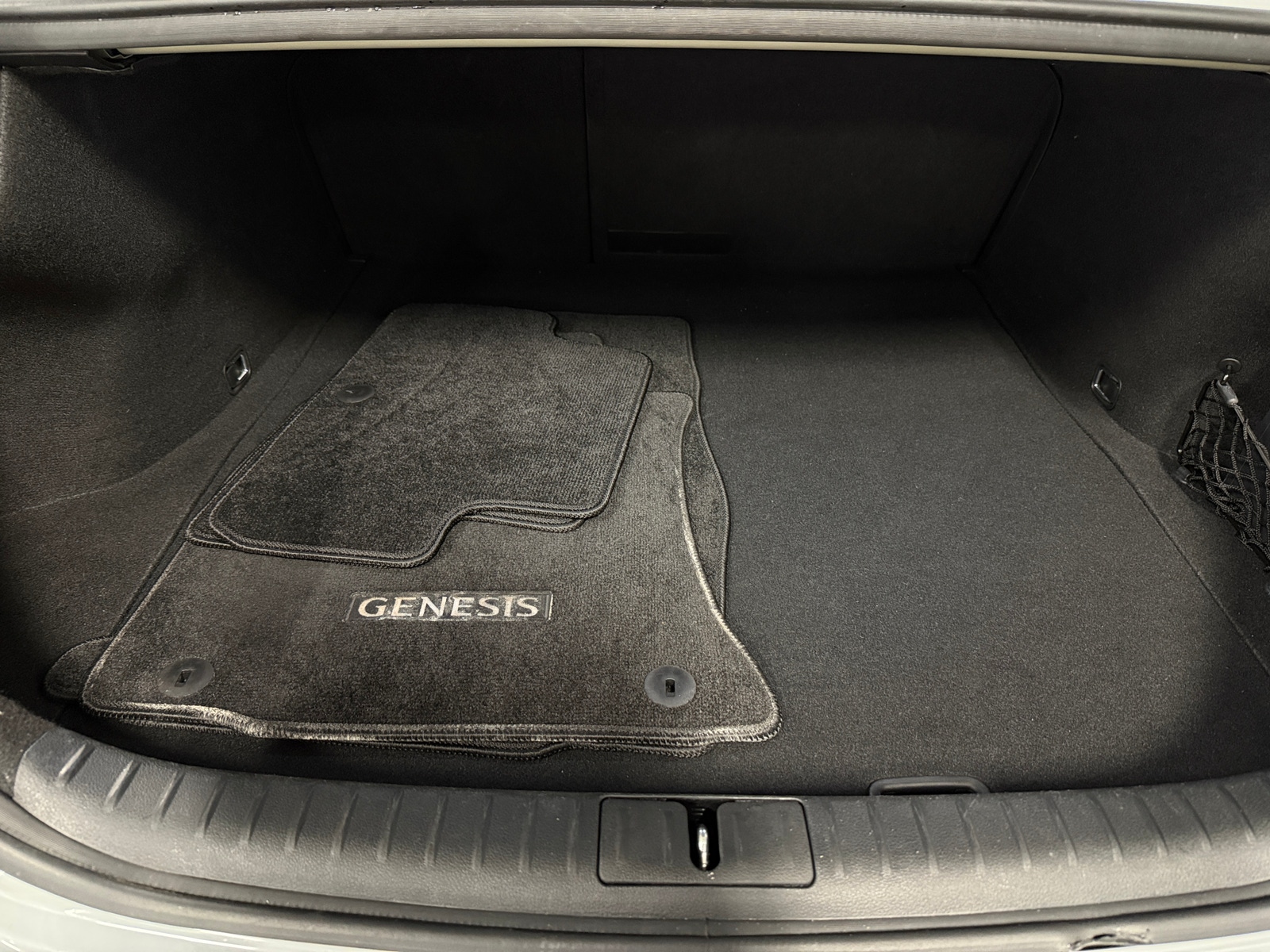Thumbnail: 2022 Genesis G70 - 6