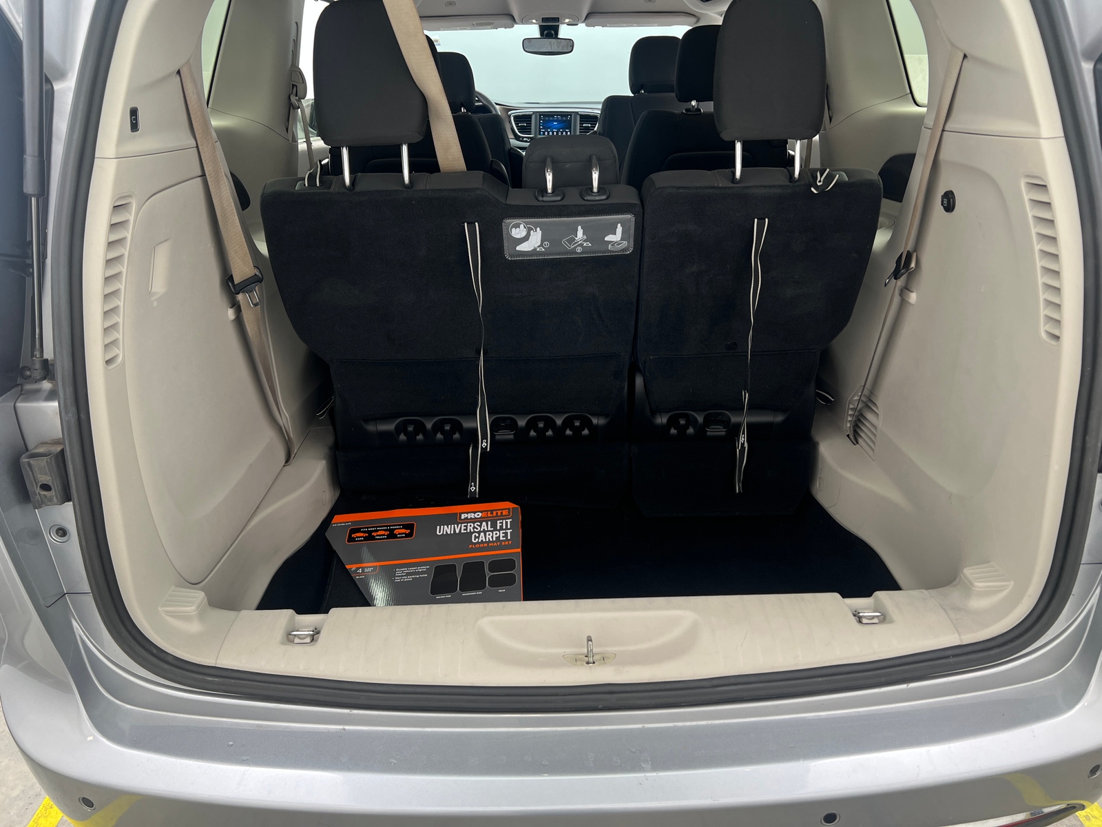 Thumbnail: 2019 Chrysler Pacifica - 7