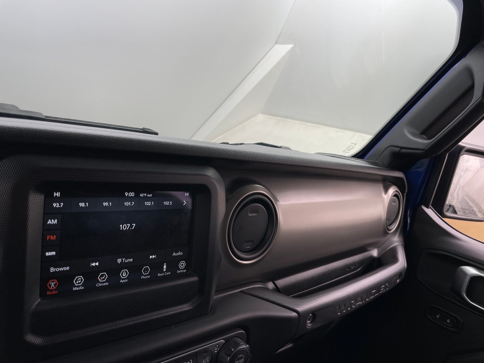 Thumbnail: 2018 Jeep Wrangler - 4