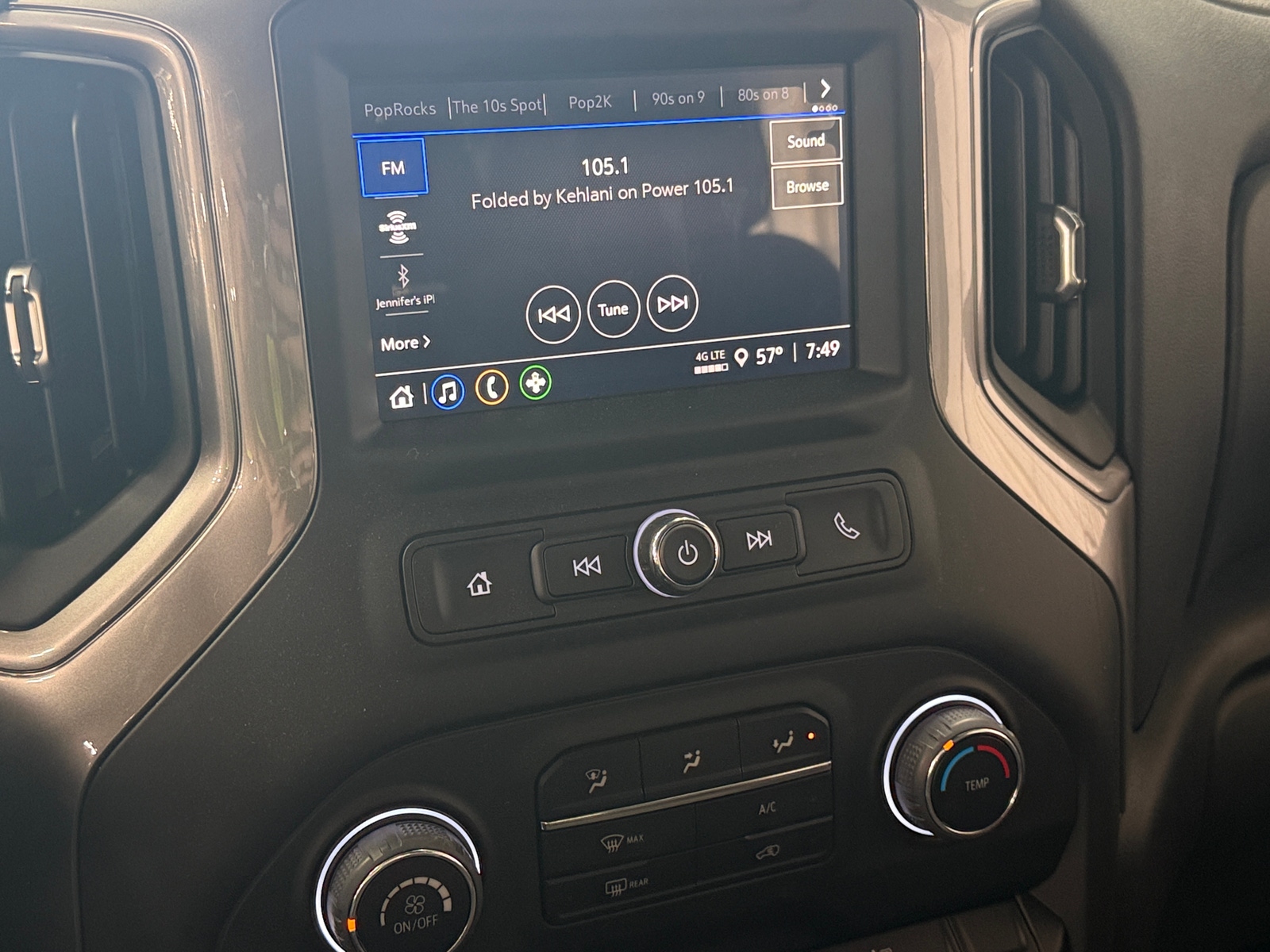 Thumbnail: 2024 Chevrolet Silverado 2500 - 4