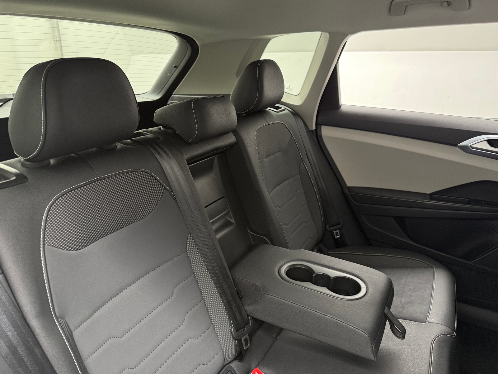 Thumbnail: 2025 Volkswagen Taos - 5