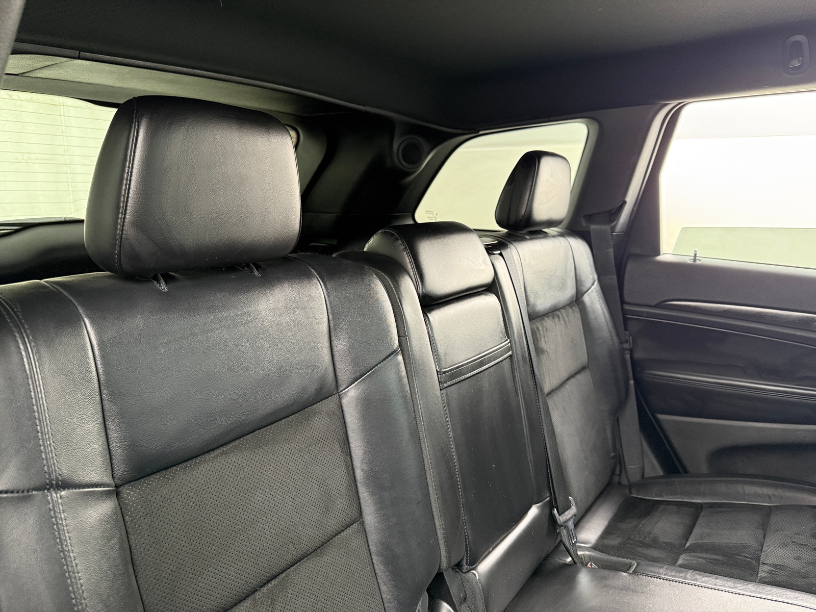 Thumbnail: 2017 Jeep Grand Cherokee - 5