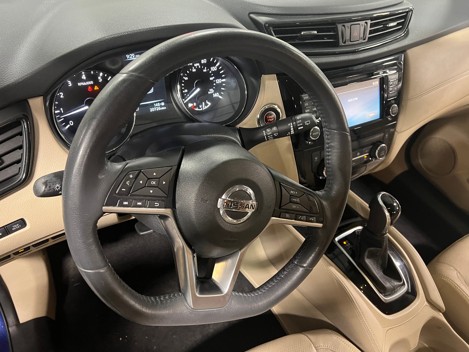 Thumbnail: 2017 Nissan Rogue - 4