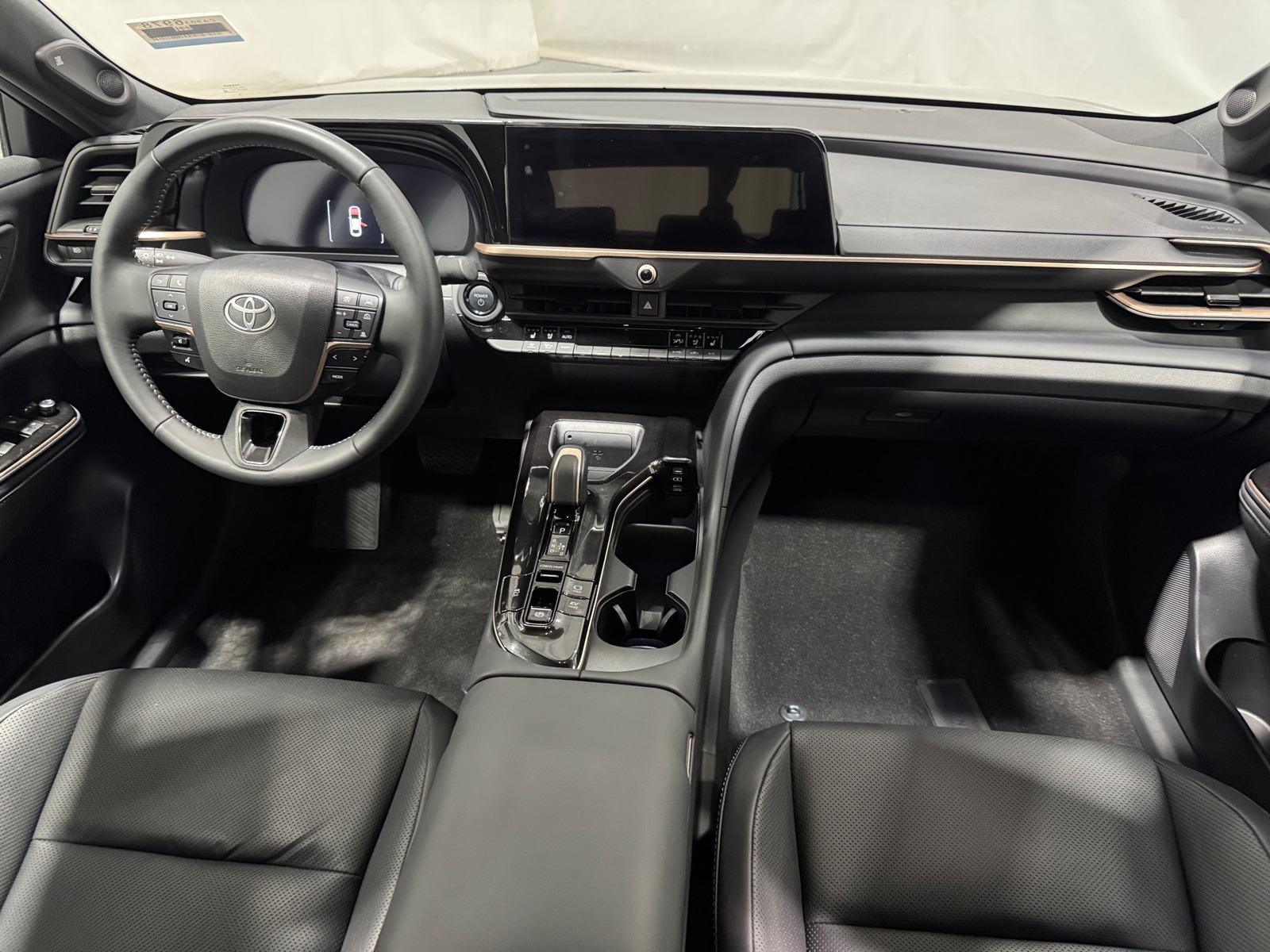 Thumbnail: 2024 Toyota Crown - 2