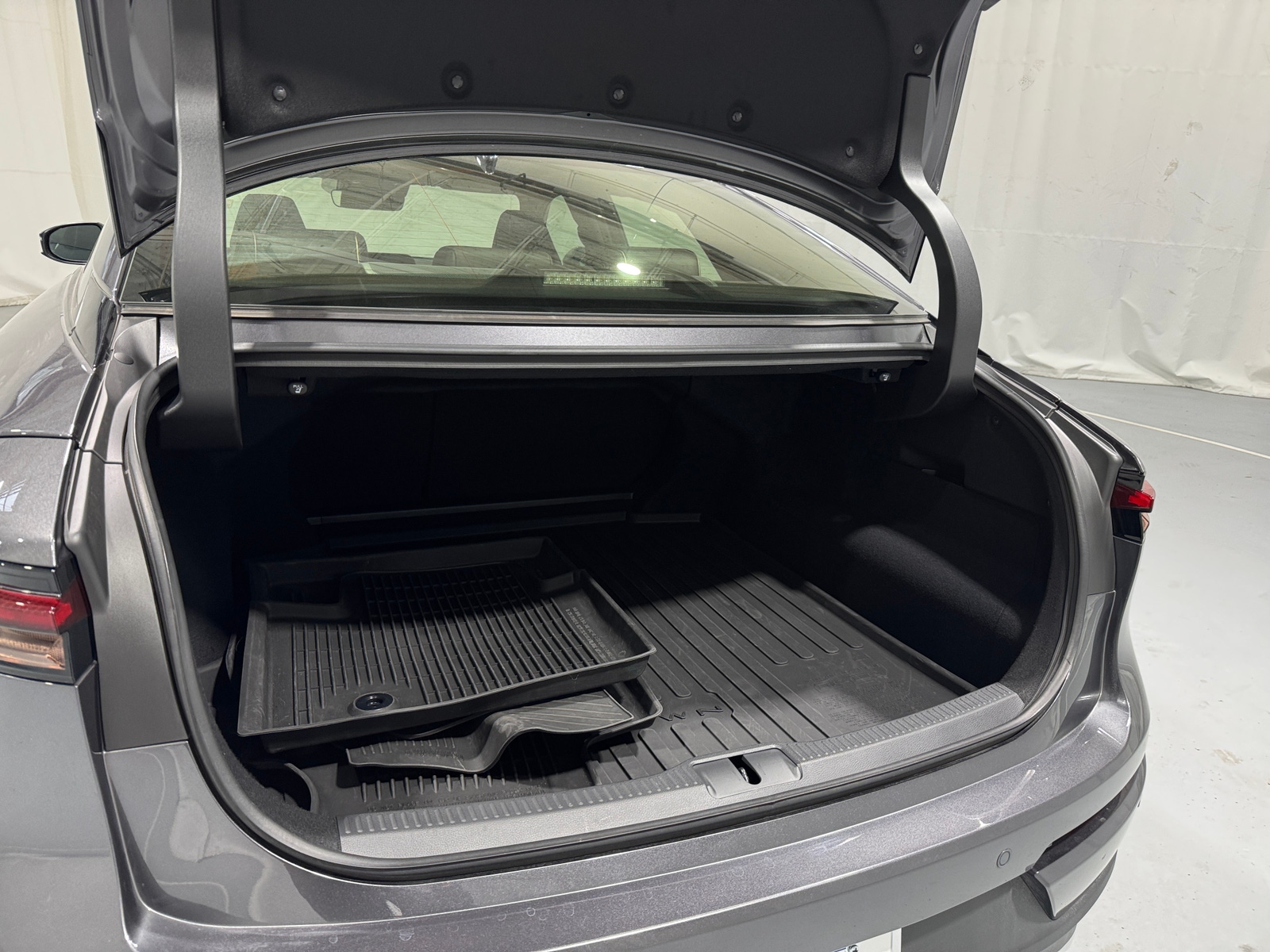 Thumbnail: 2024 Toyota Crown - 6