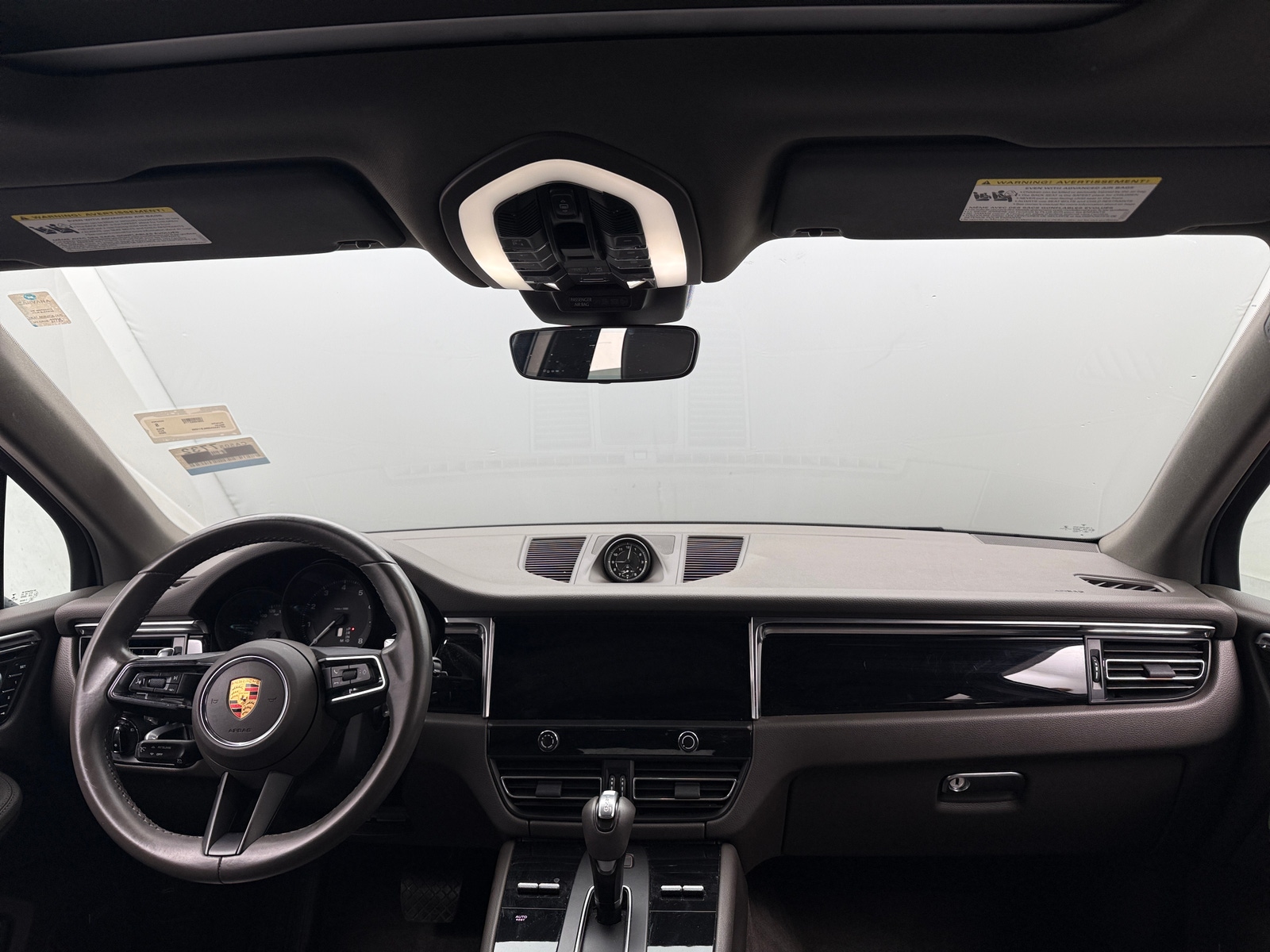 Thumbnail: 2022 Porsche Macan - 2