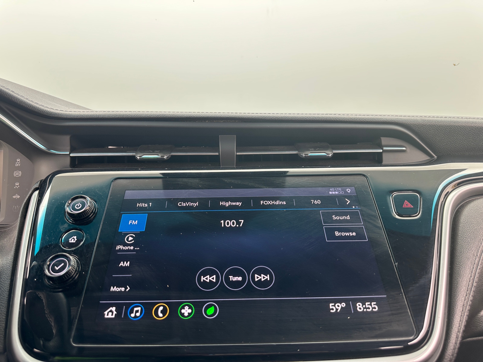 Thumbnail: 2022 Chevrolet Bolt EV - 4