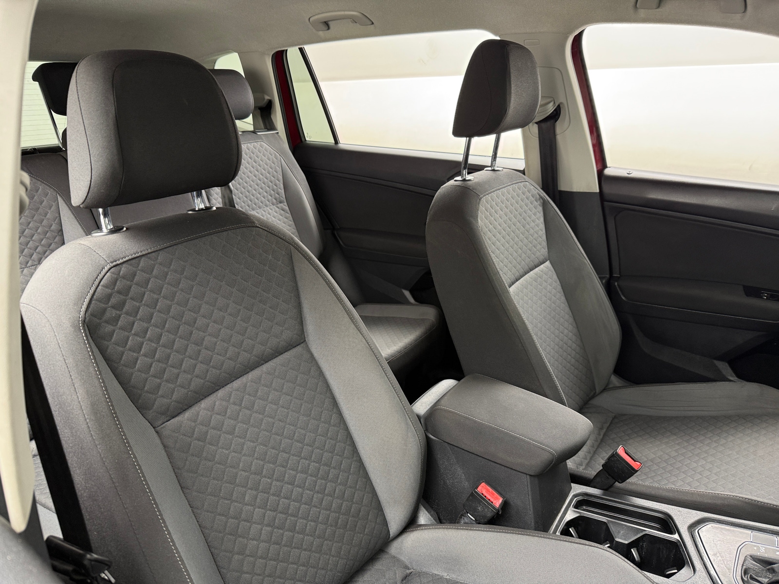 Thumbnail: 2019 Volkswagen Tiguan - 2