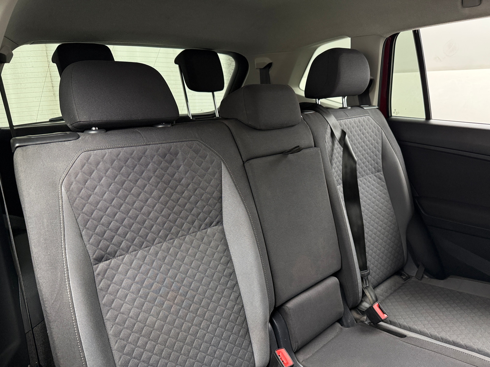 Thumbnail: 2019 Volkswagen Tiguan - 6