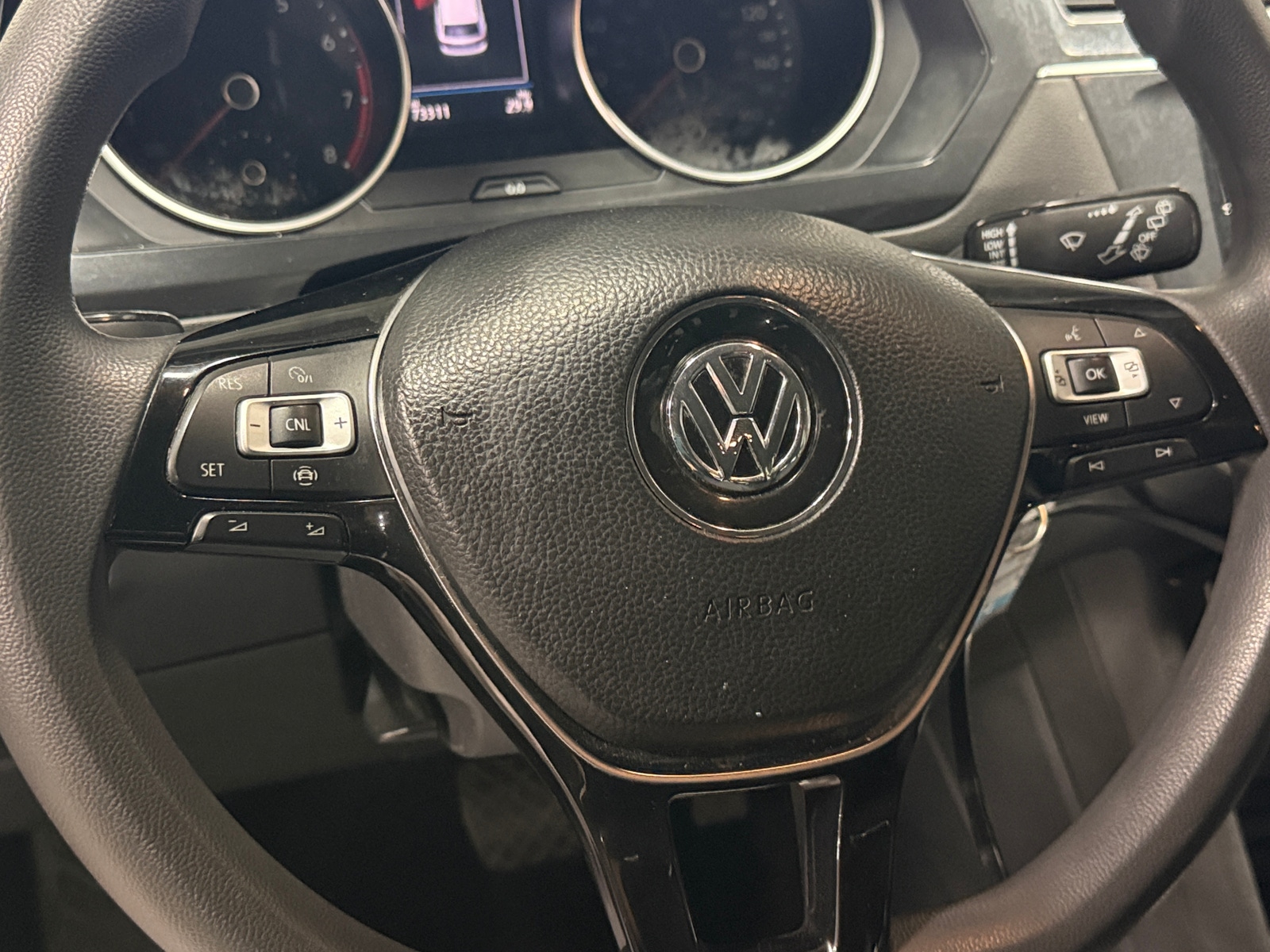 Thumbnail: 2019 Volkswagen Tiguan - 5