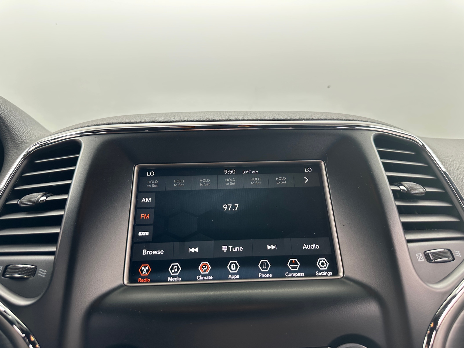 Thumbnail: 2019 Jeep Grand Cherokee - 4