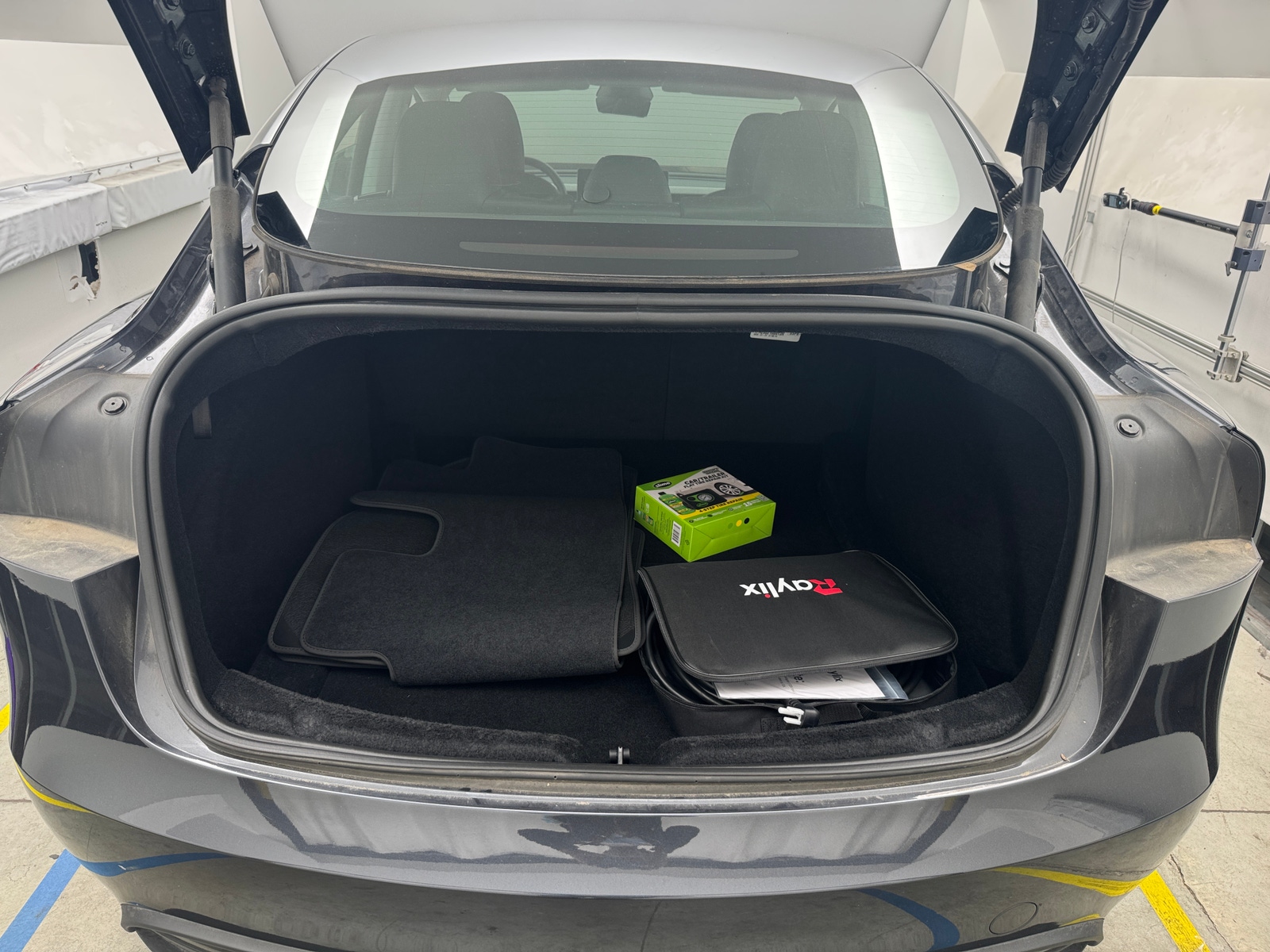 Thumbnail: 2025 Tesla Model 3 - 5