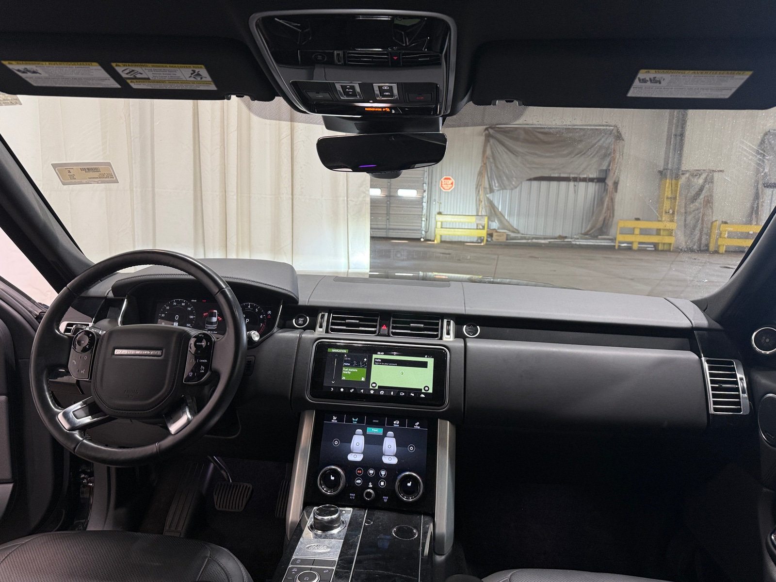 Thumbnail: 2019 Land Rover Range Rover - 2