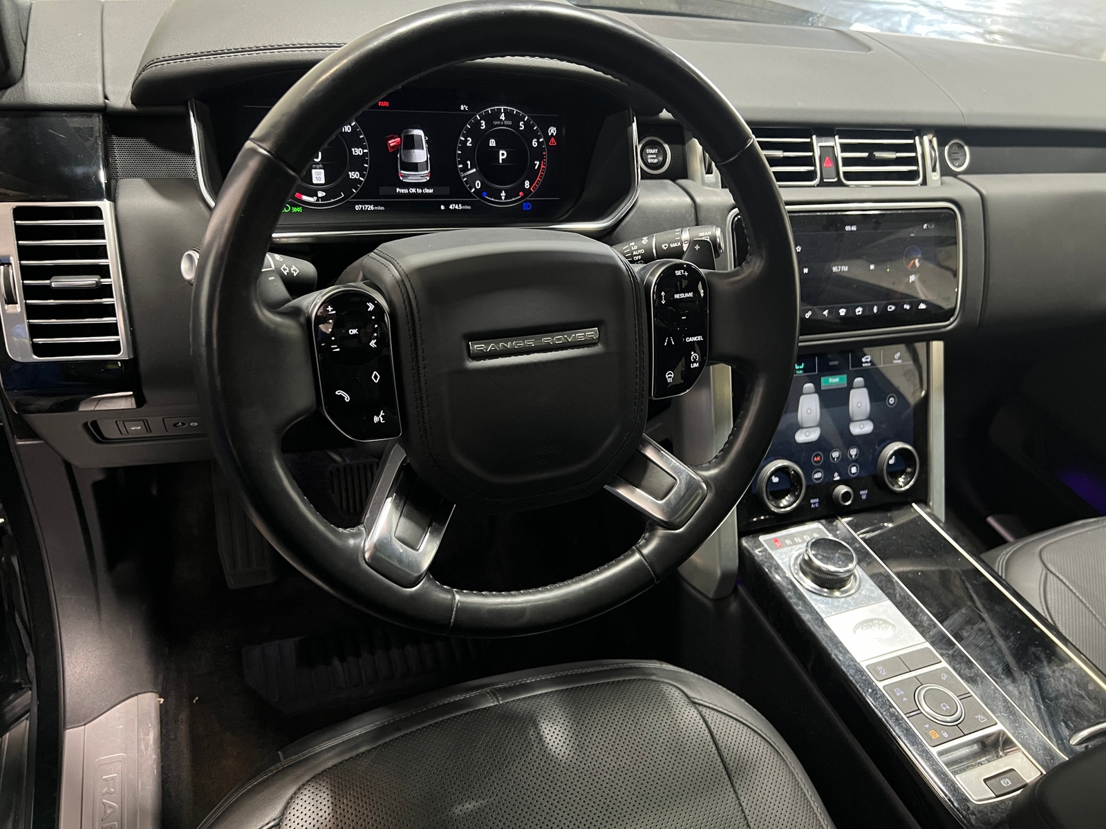 Thumbnail: 2019 Land Rover Range Rover - 4
