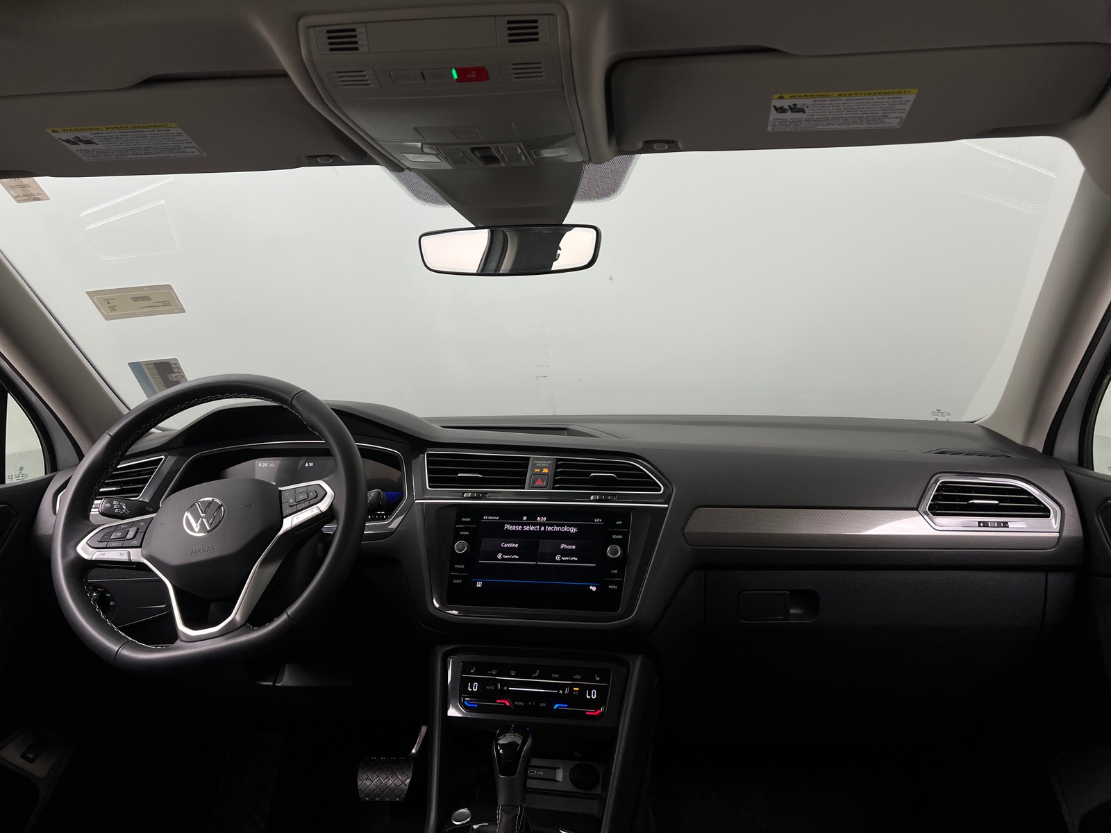 Thumbnail: 2024 Volkswagen Tiguan - 2