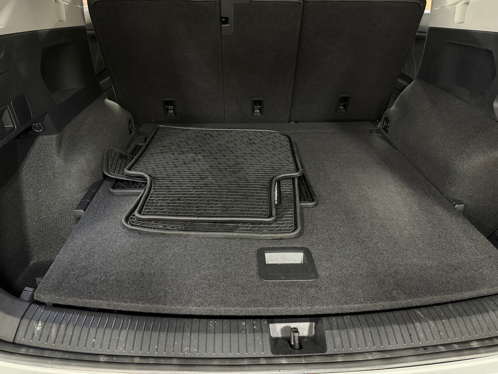 Thumbnail: 2024 Volkswagen Tiguan - 6