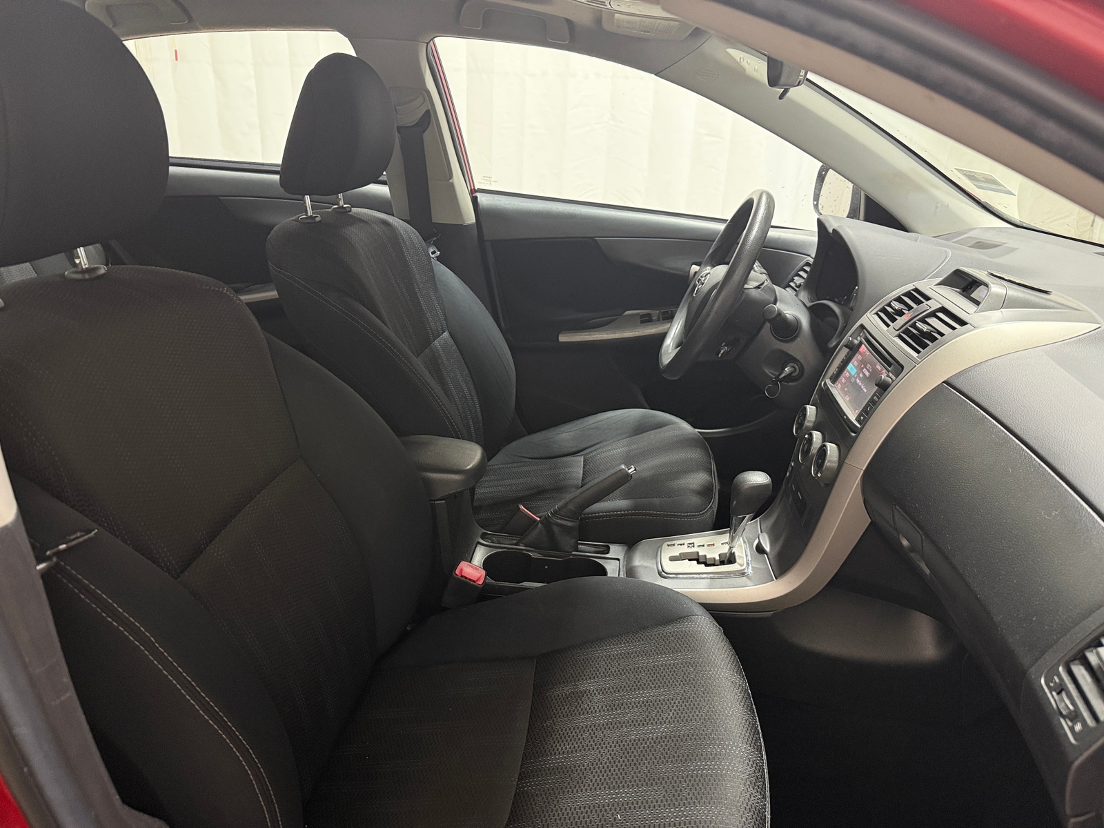 Thumbnail: 2013 Toyota Corolla - 2