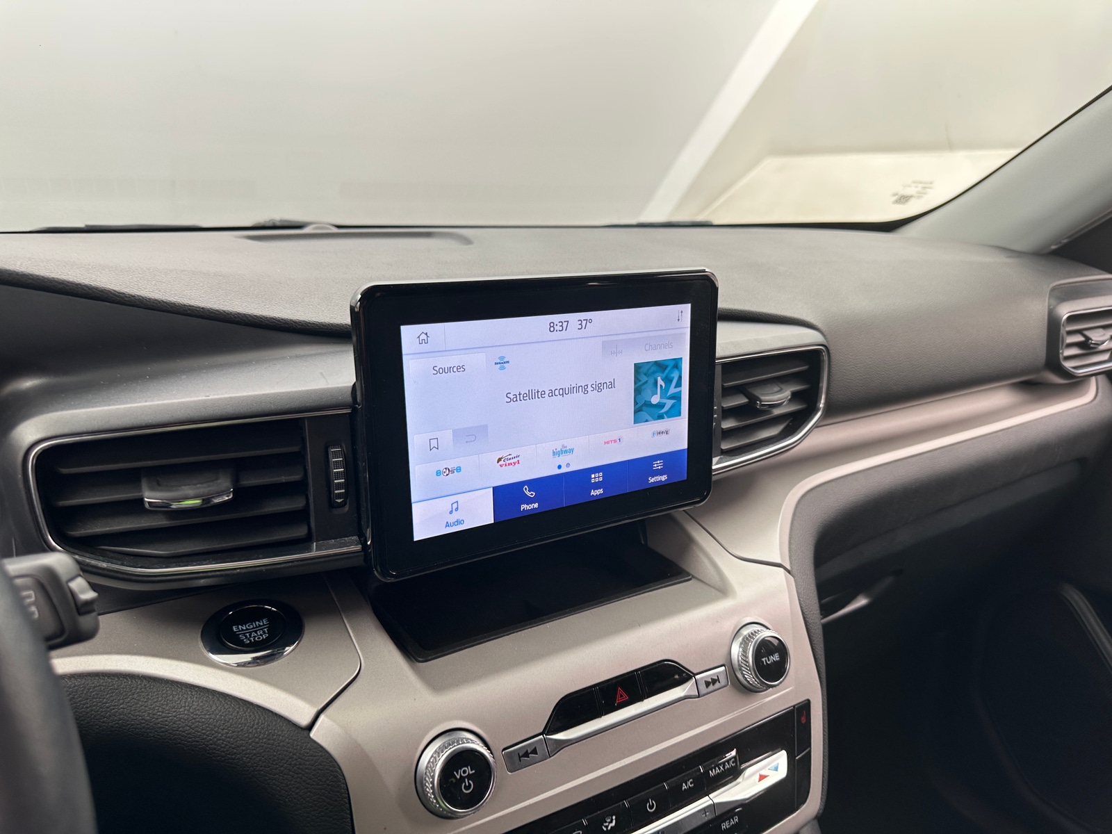 Thumbnail: 2024 Ford Explorer - 3