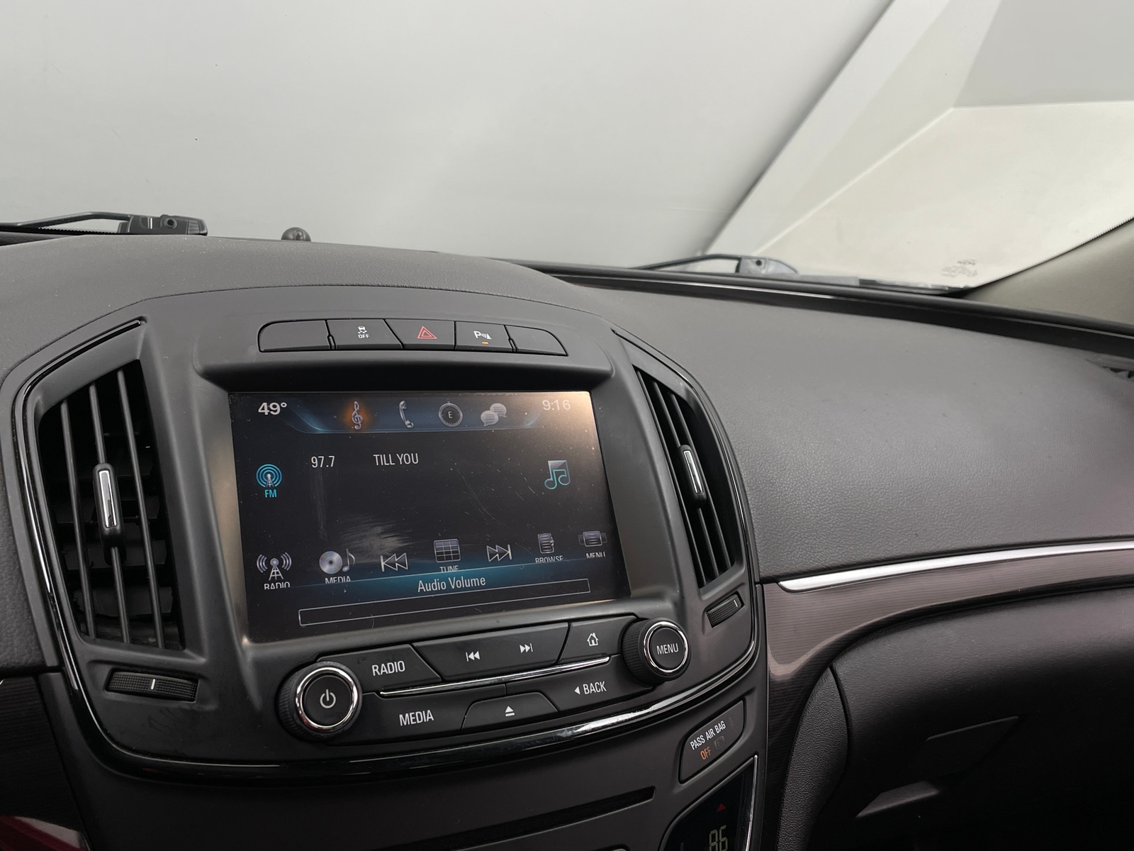 Thumbnail: 2016 Buick Regal - 3