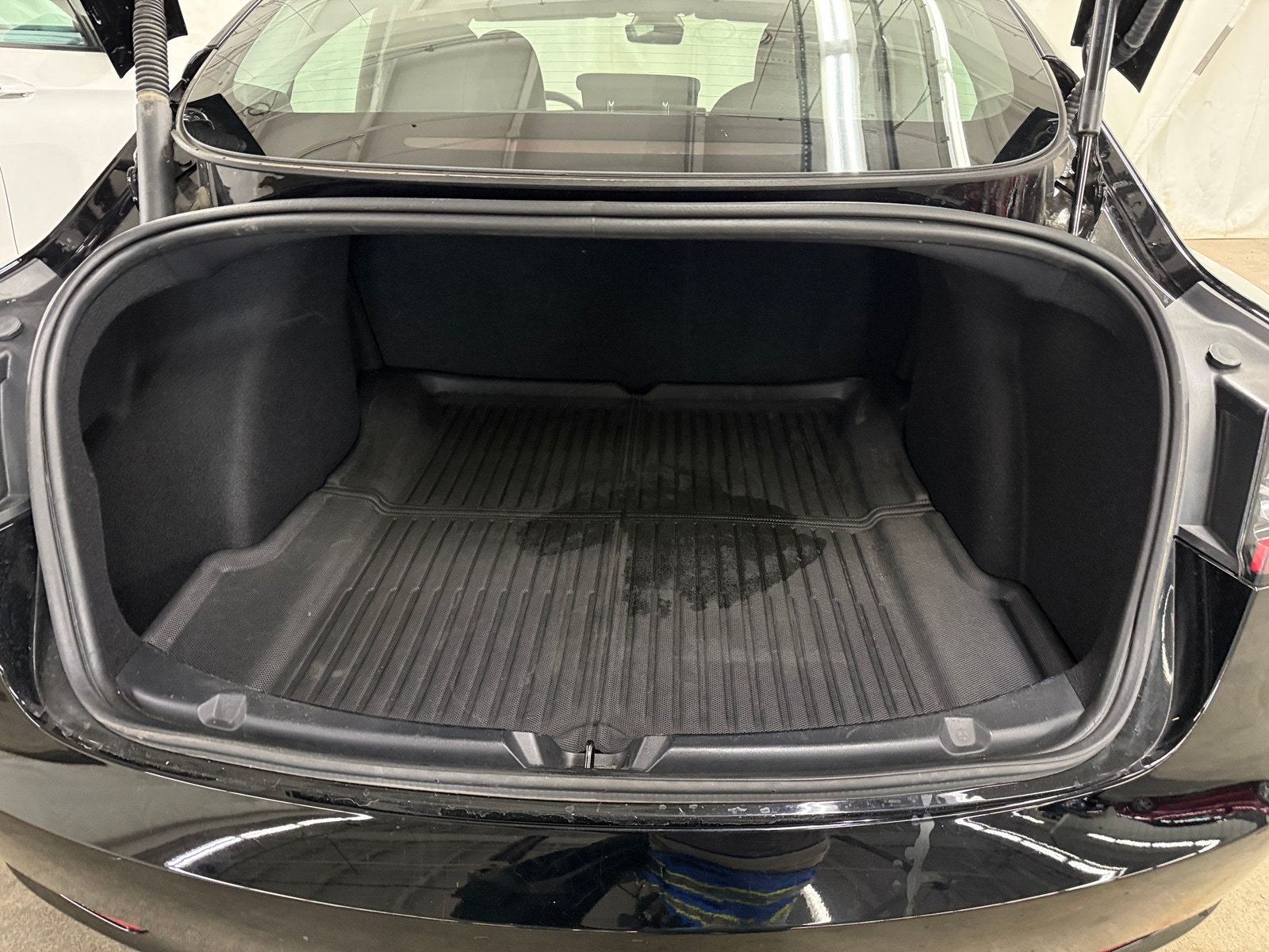 Thumbnail: 2023 Tesla Model 3 - 5