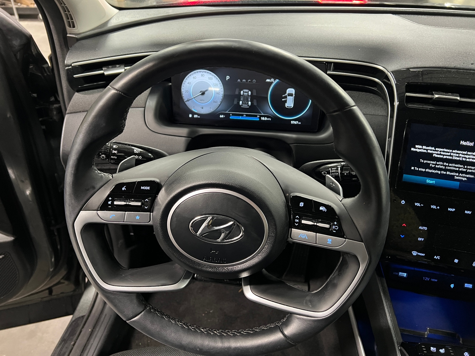 Thumbnail: 2023 Hyundai Tucson - 4