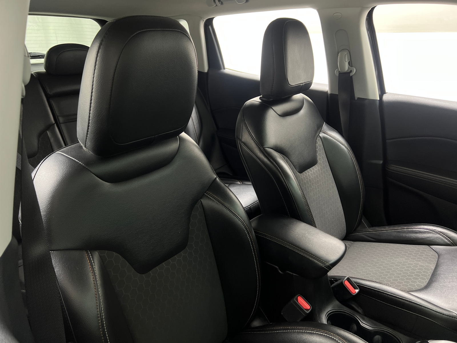 Thumbnail: 2018 Jeep Compass - 2