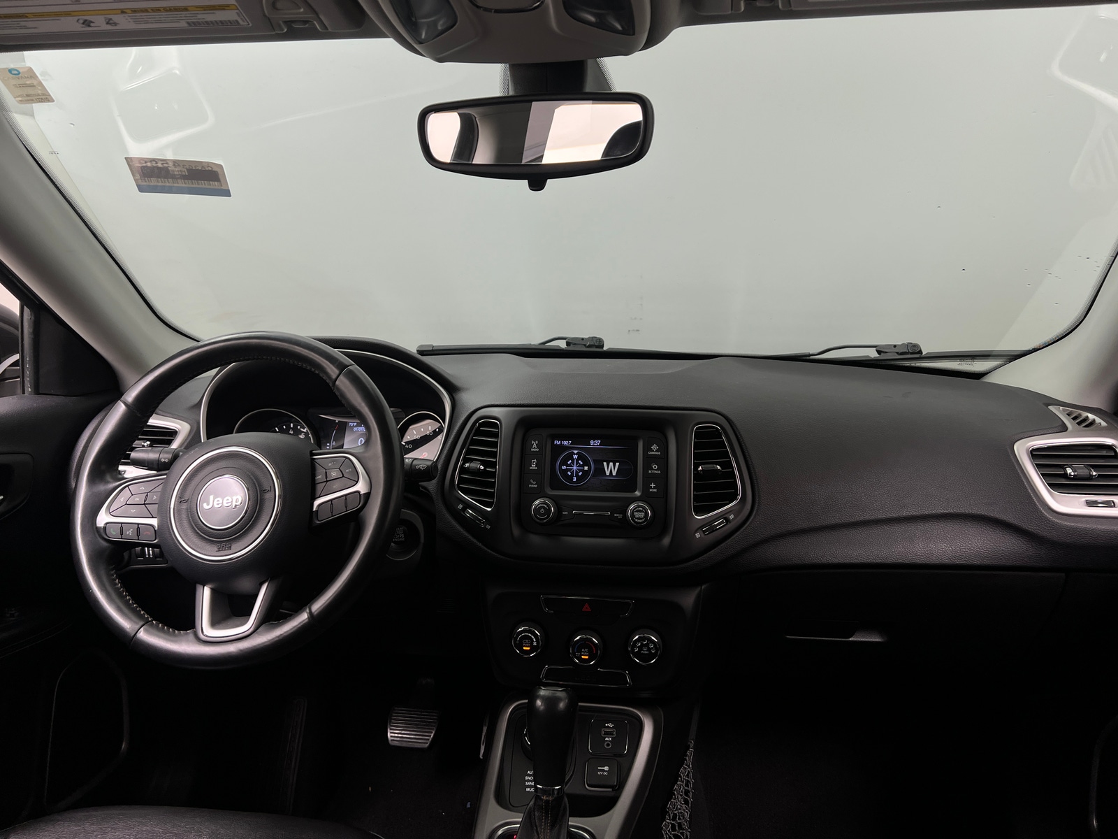 Thumbnail: 2018 Jeep Compass - 3